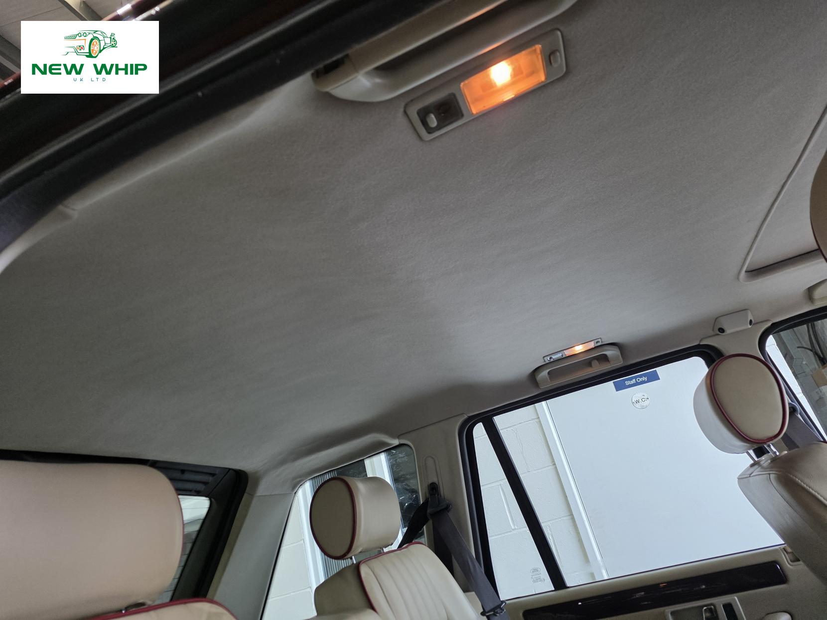 Land Rover Range Rover 4.6 V8 Vogue Station Wagon 5dr Petrol Automatic (398 g/km, 215 bhp)