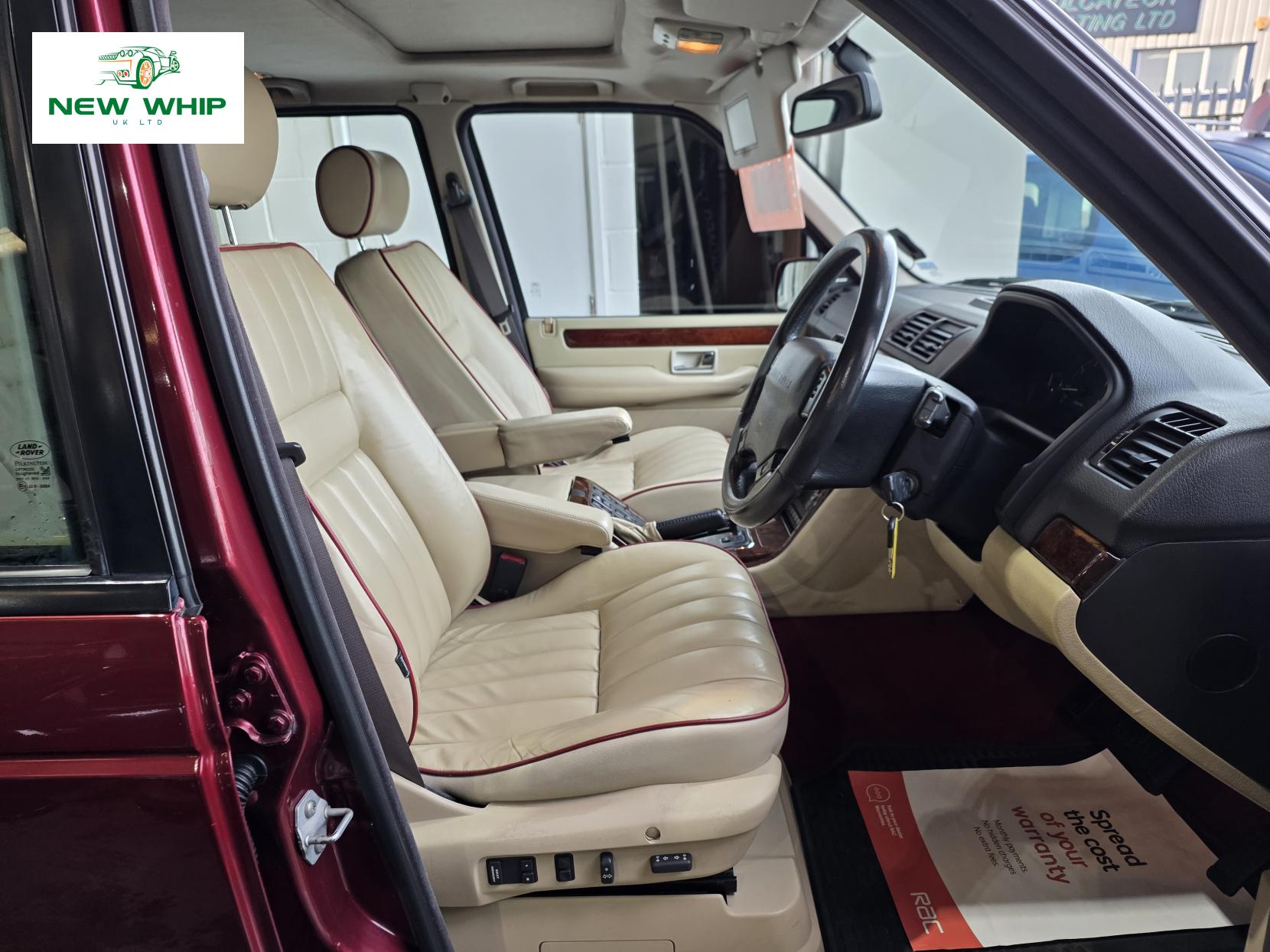 Land Rover Range Rover 4.6 V8 Vogue Station Wagon 5dr Petrol Automatic (398 g/km, 215 bhp)