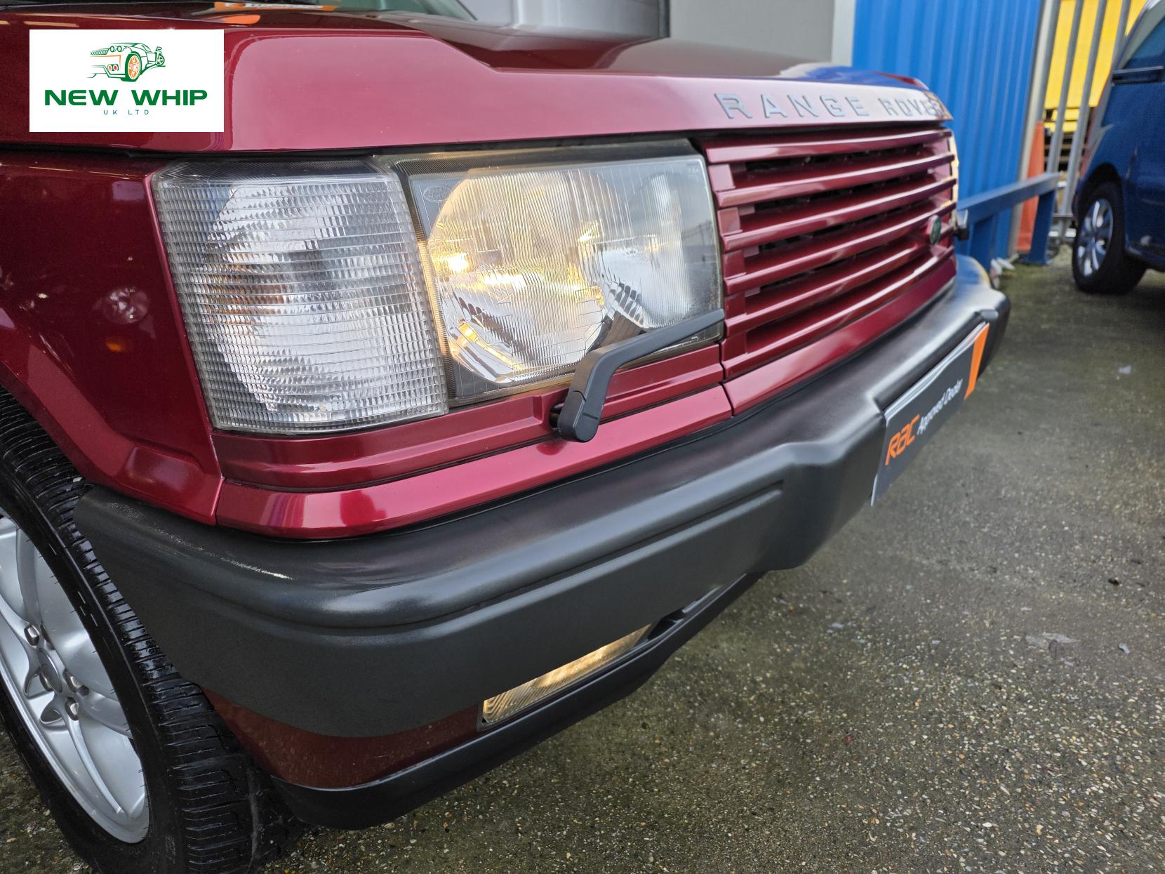 Land Rover Range Rover 4.6 V8 Vogue Station Wagon 5dr Petrol Automatic (398 g/km, 215 bhp)