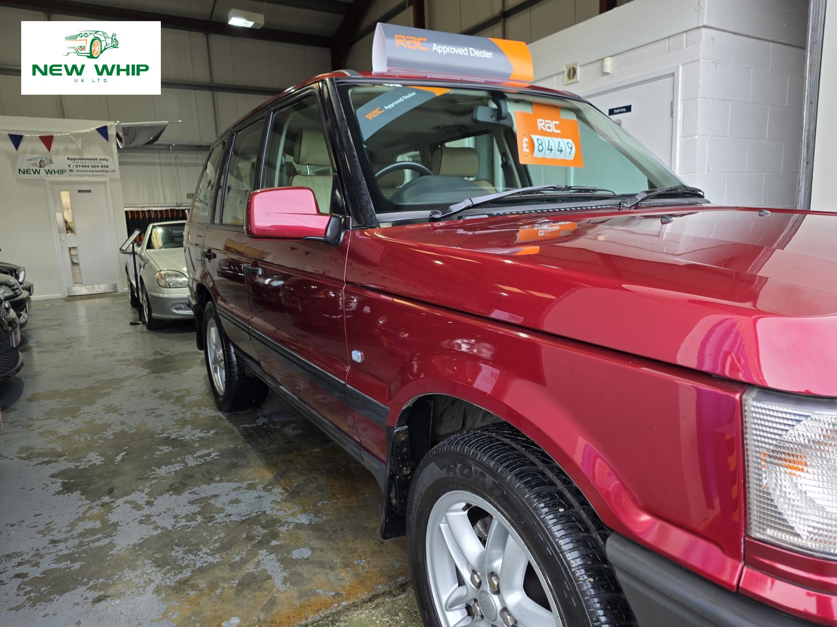 Land Rover Range Rover 4.6 V8 Vogue Station Wagon 5dr Petrol Automatic (398 g/km, 215 bhp)