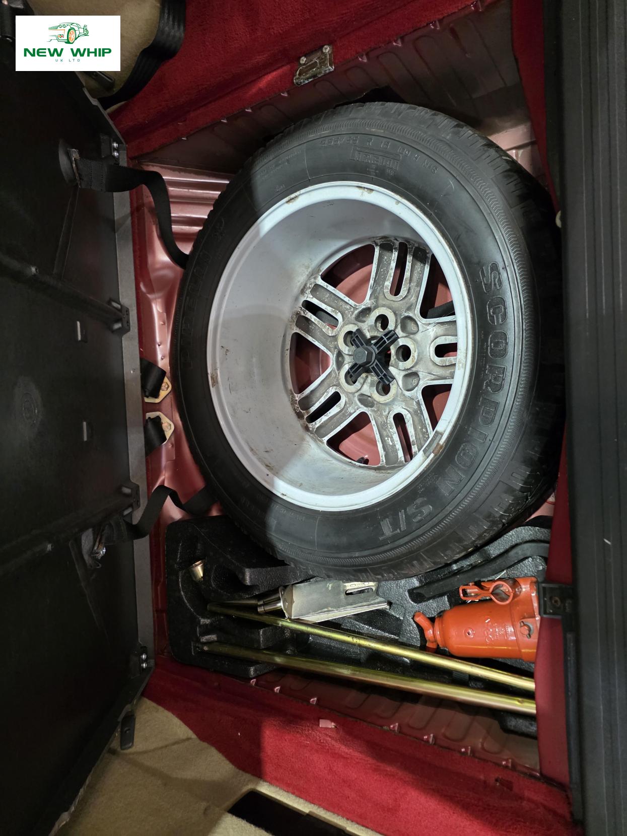 Land Rover Range Rover 4.6 V8 Vogue Station Wagon 5dr Petrol Automatic (398 g/km, 215 bhp)