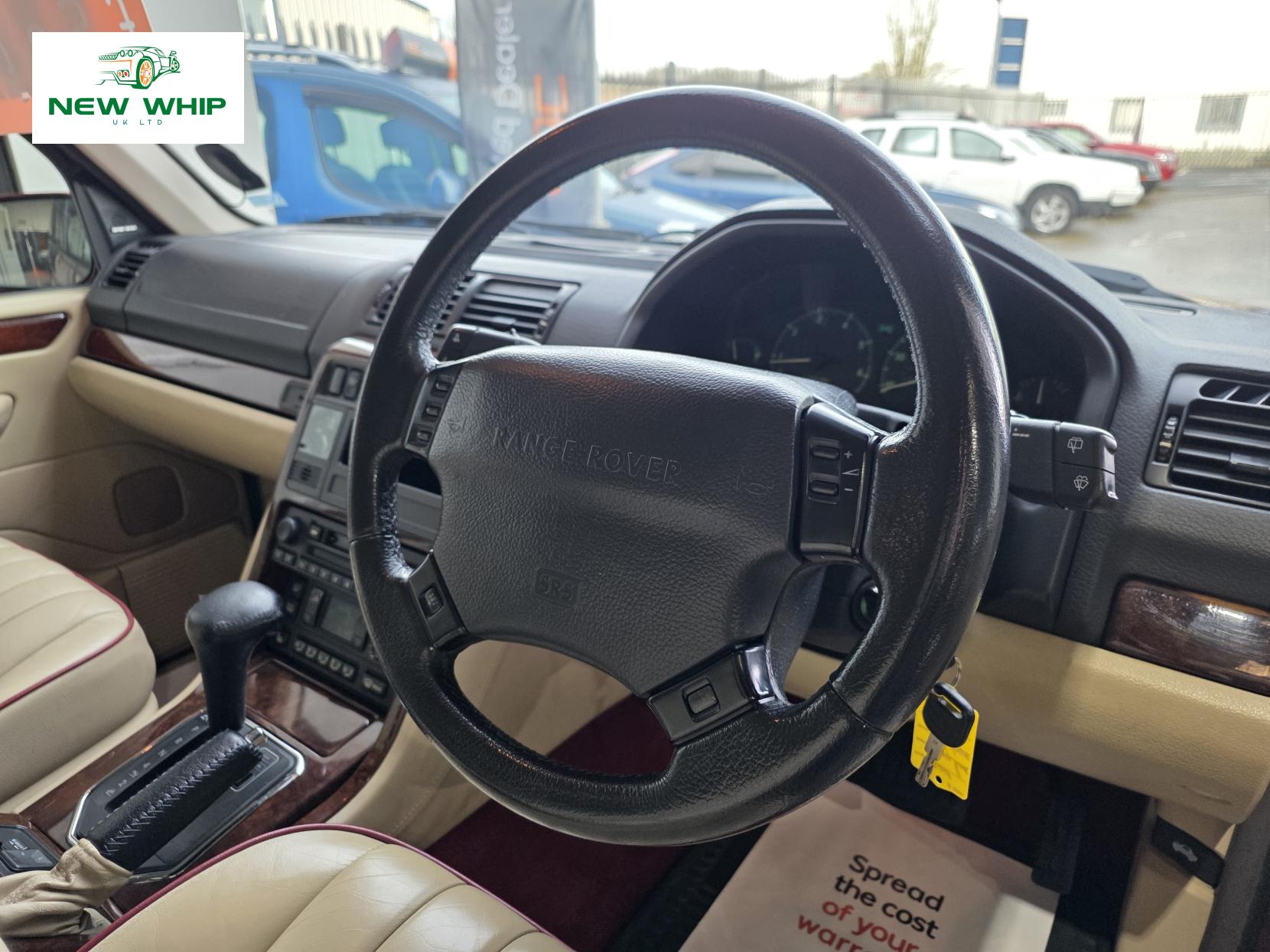 Land Rover Range Rover 4.6 V8 Vogue Station Wagon 5dr Petrol Automatic (398 g/km, 215 bhp)