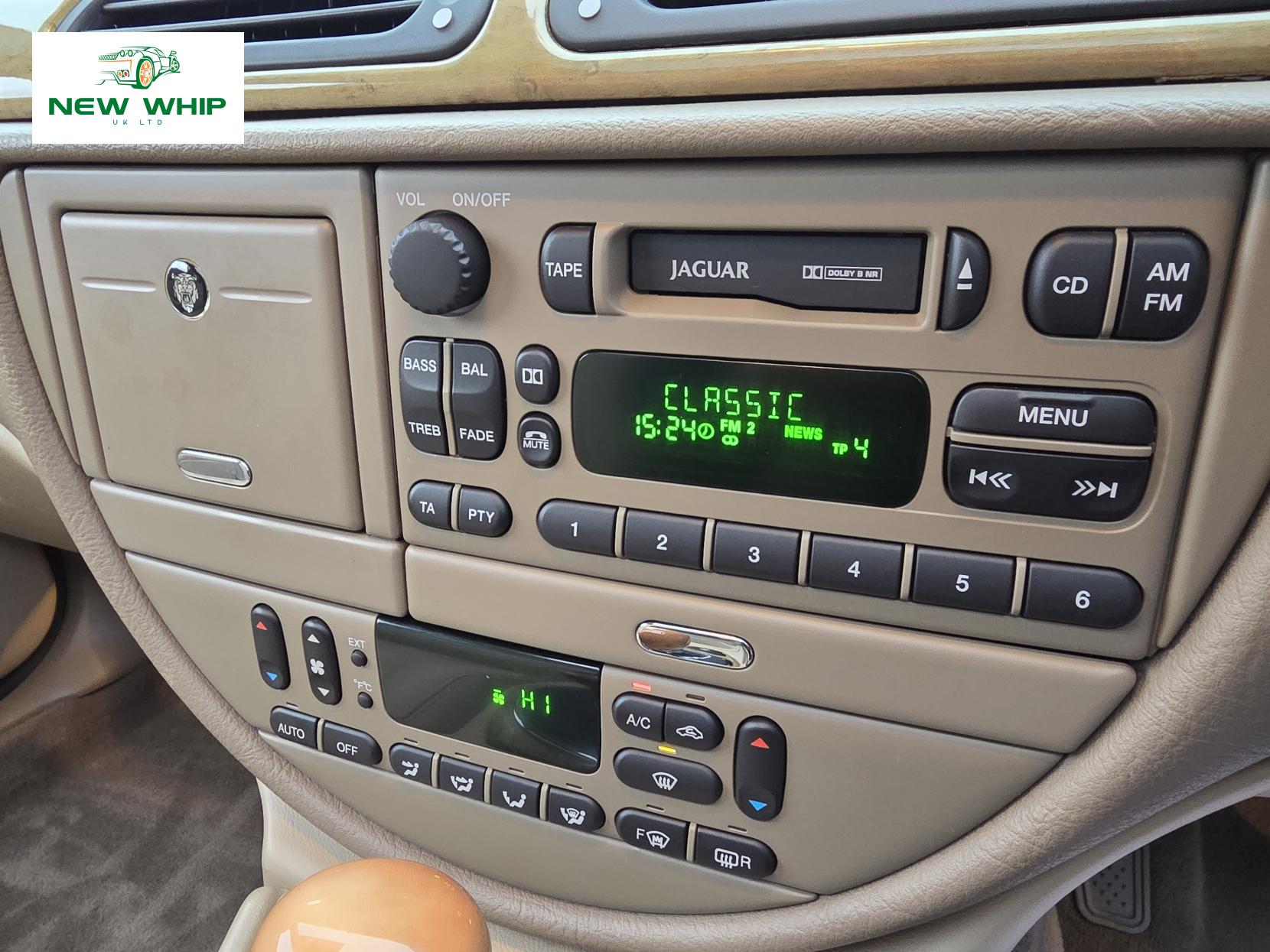 Jaguar S-Type 3.0 V6 SE Saloon 4dr Petrol Automatic (285 g/km, 240 bhp)