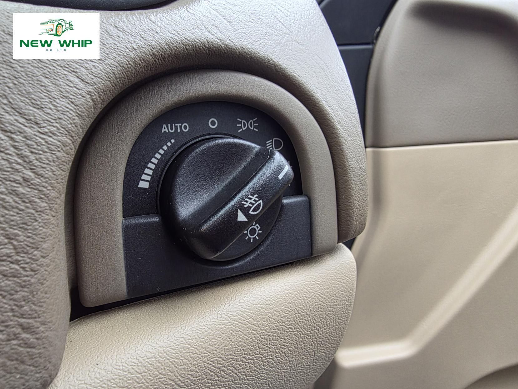 Jaguar S-Type 3.0 V6 SE Saloon 4dr Petrol Automatic (285 g/km, 240 bhp)