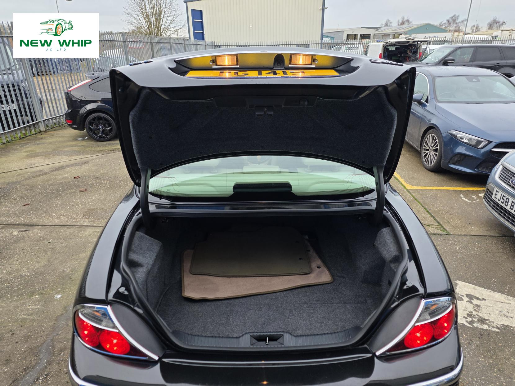 Jaguar S-Type 3.0 V6 SE Saloon 4dr Petrol Automatic (285 g/km, 240 bhp)