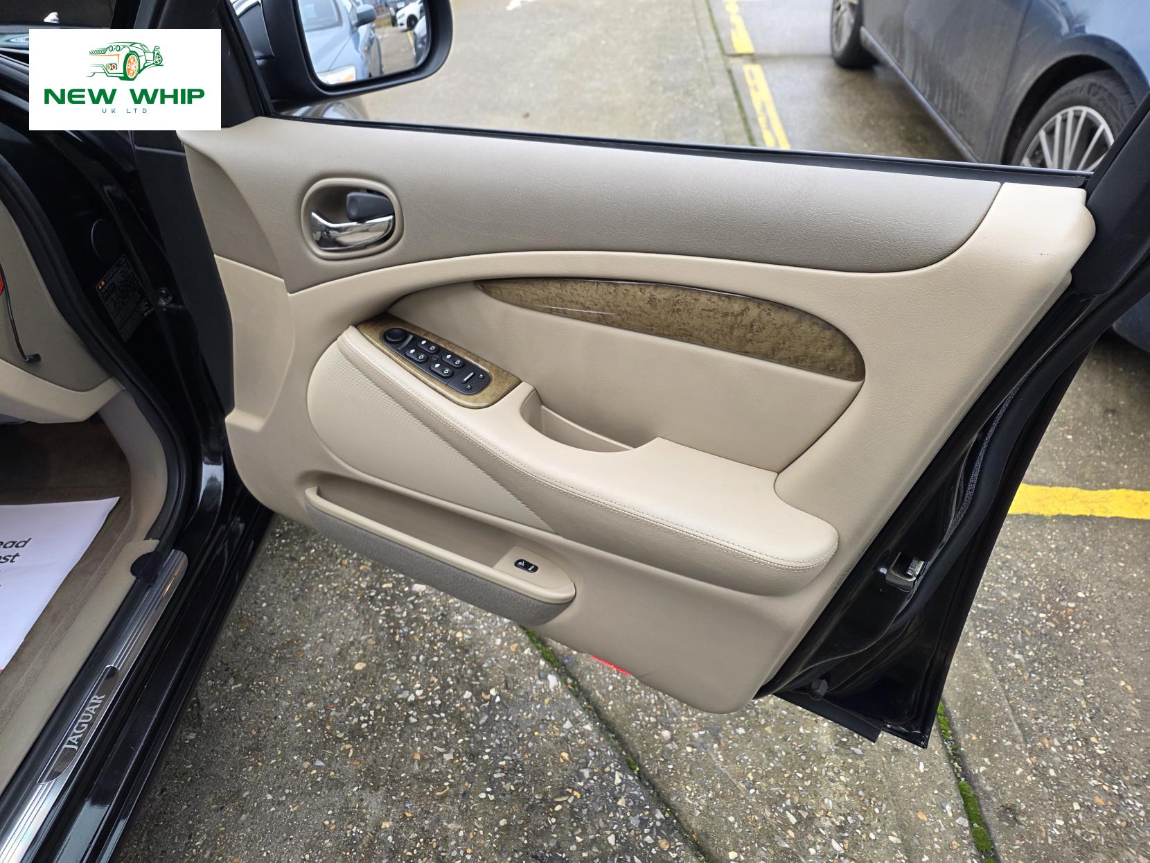 Jaguar S-Type 3.0 V6 SE Saloon 4dr Petrol Automatic (285 g/km, 240 bhp)