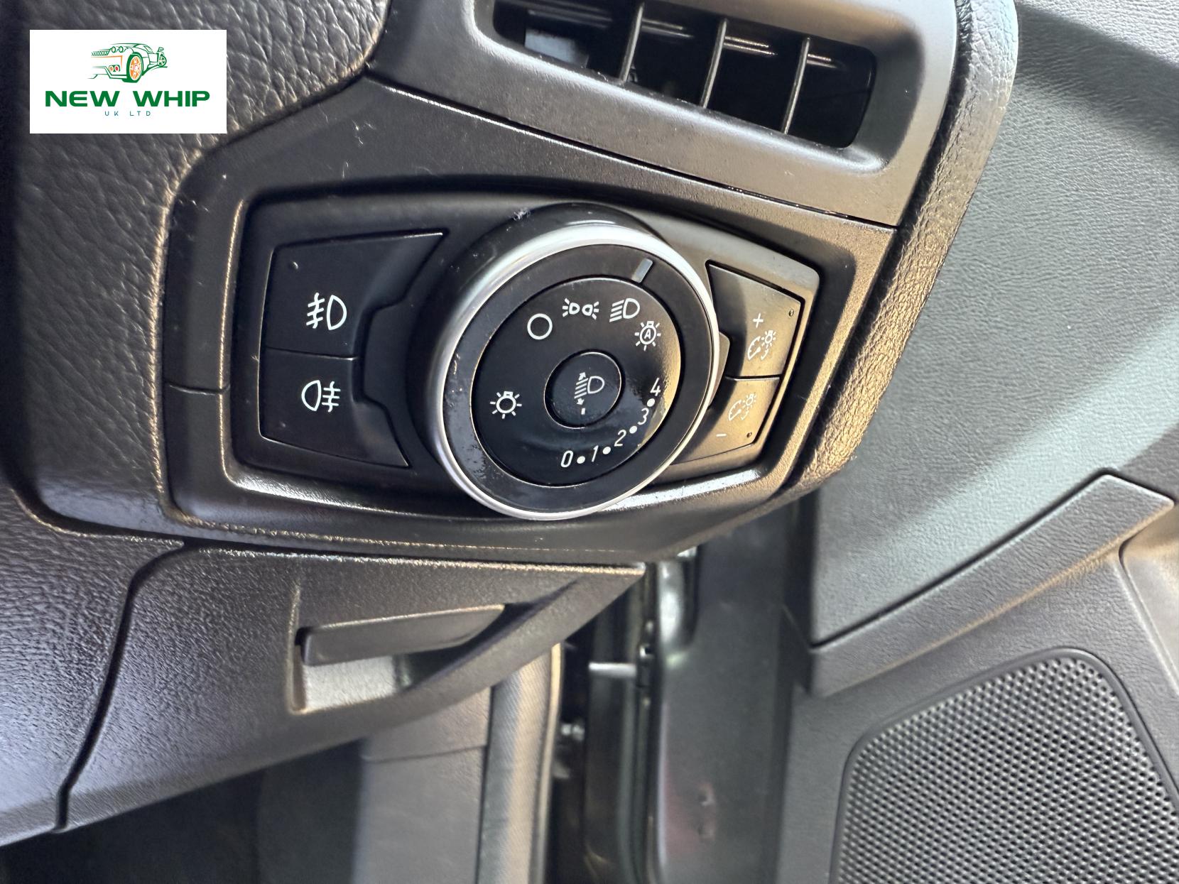 Ford Focus 1.0T EcoBoost Titanium Estate 5dr Petrol Manual Euro 6 (s/s) (125 ps)
