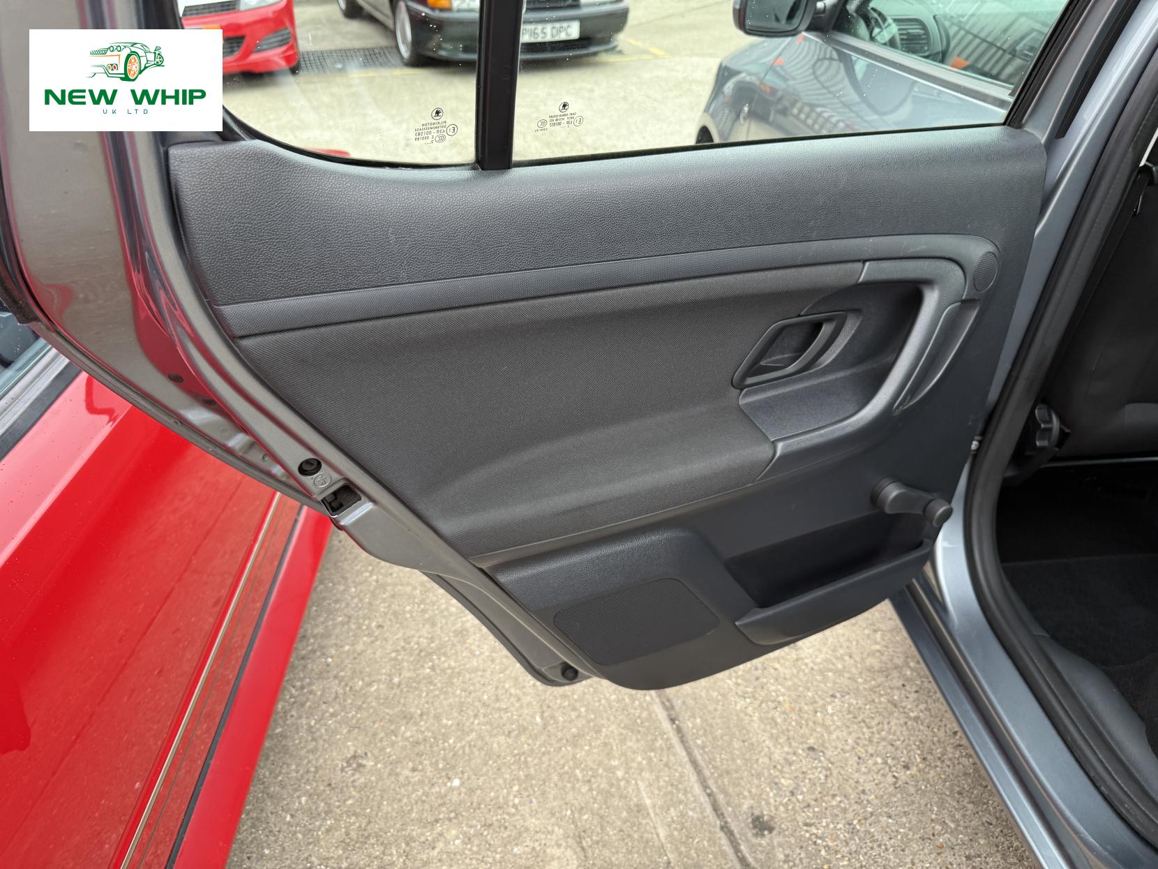 Skoda Fabia 1.2 SE Hatchback 5dr Petrol Manual Euro 5 (69 ps)