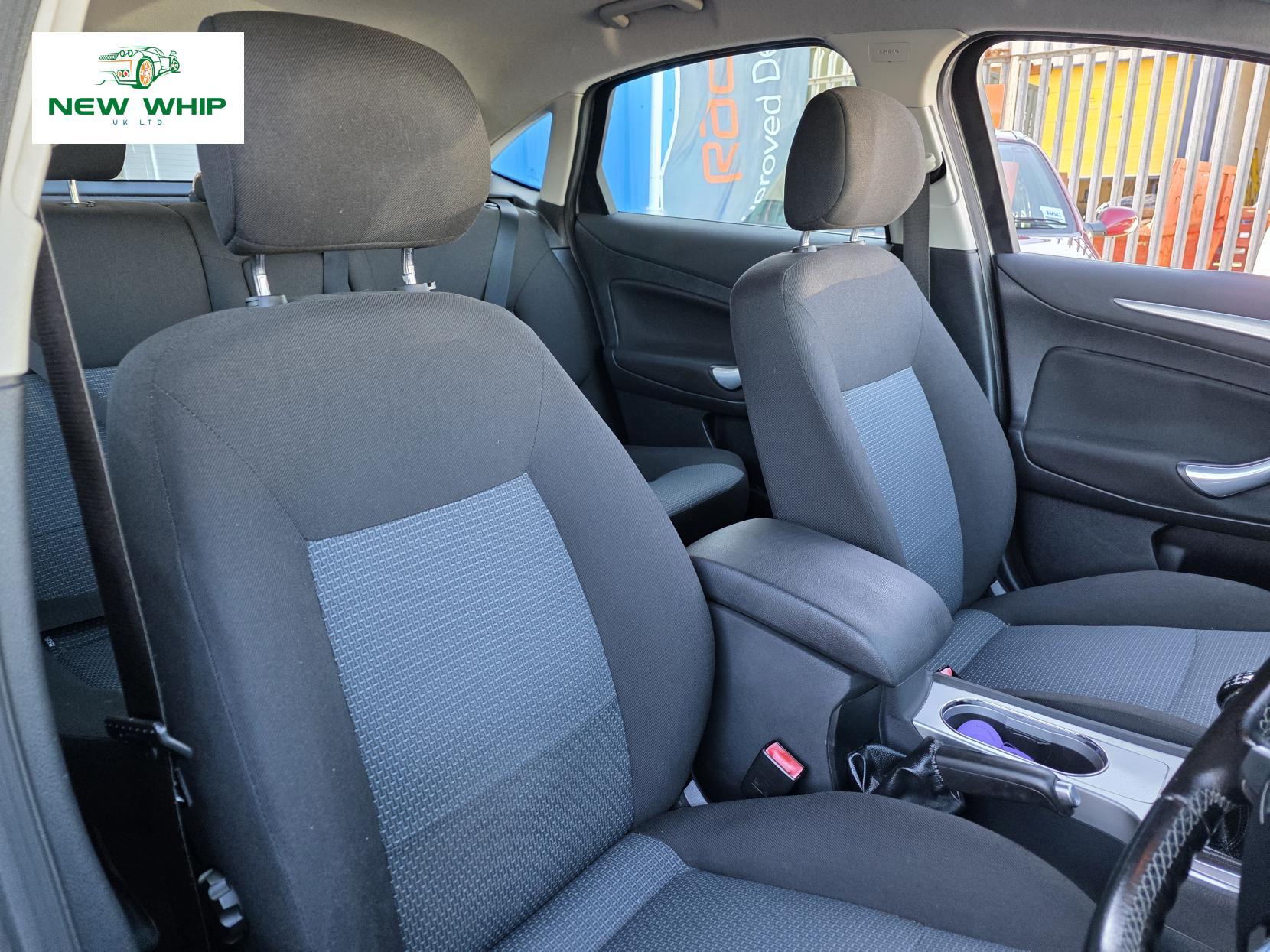 Ford Mondeo 2.0 TDCi Zetec Hatchback 5dr Diesel Manual (154 g/km, 138 bhp)
