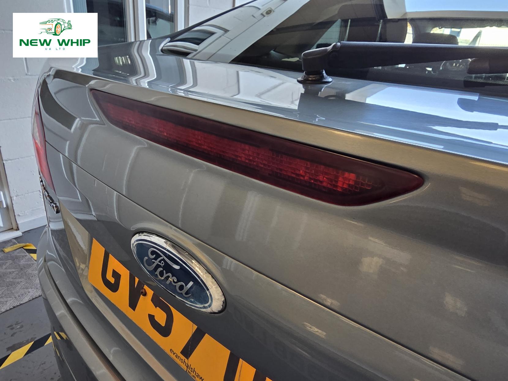 Ford Mondeo 2.0 TDCi Zetec Hatchback 5dr Diesel Manual (154 g/km, 138 bhp)