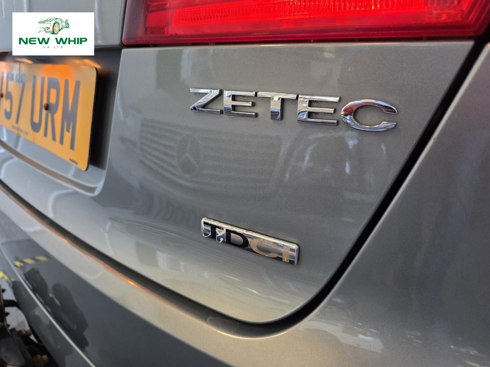 Ford Mondeo 2.0 TDCi Zetec Hatchback 5dr Diesel Manual (154 g/km, 138 bhp)