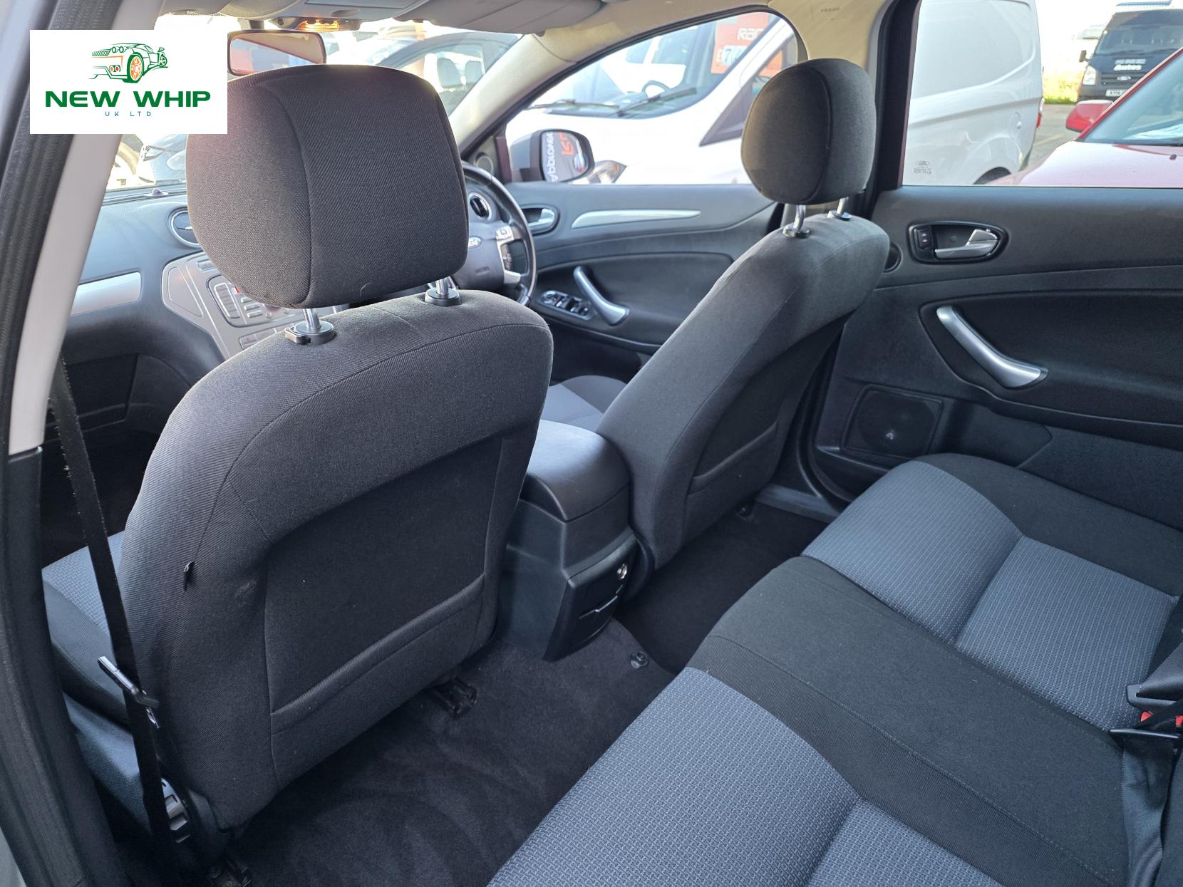 Ford Mondeo 2.0 TDCi Zetec Hatchback 5dr Diesel Manual (154 g/km, 138 bhp)