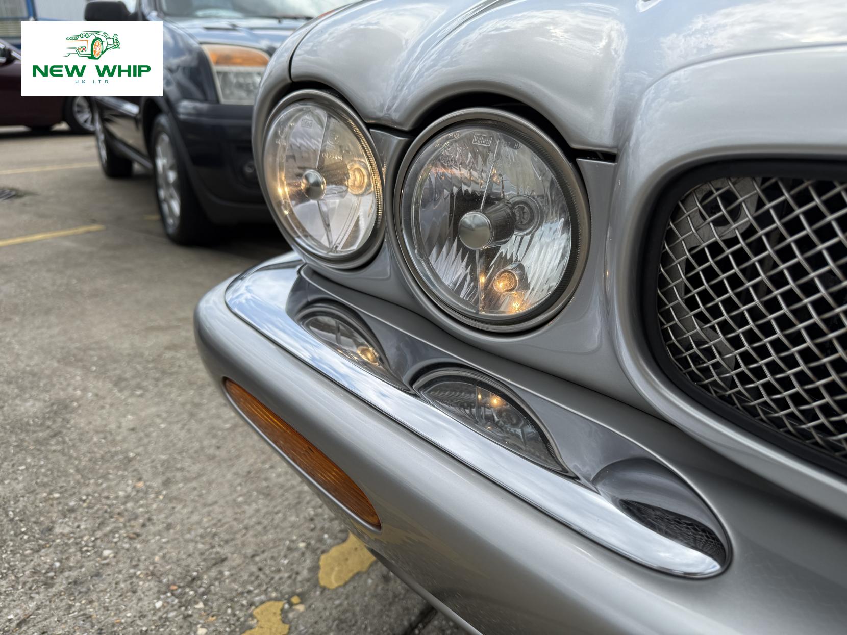 Jaguar XJ 3.2 Sport Saloon 4dr Petrol Automatic (288 g/km, 240 bhp)