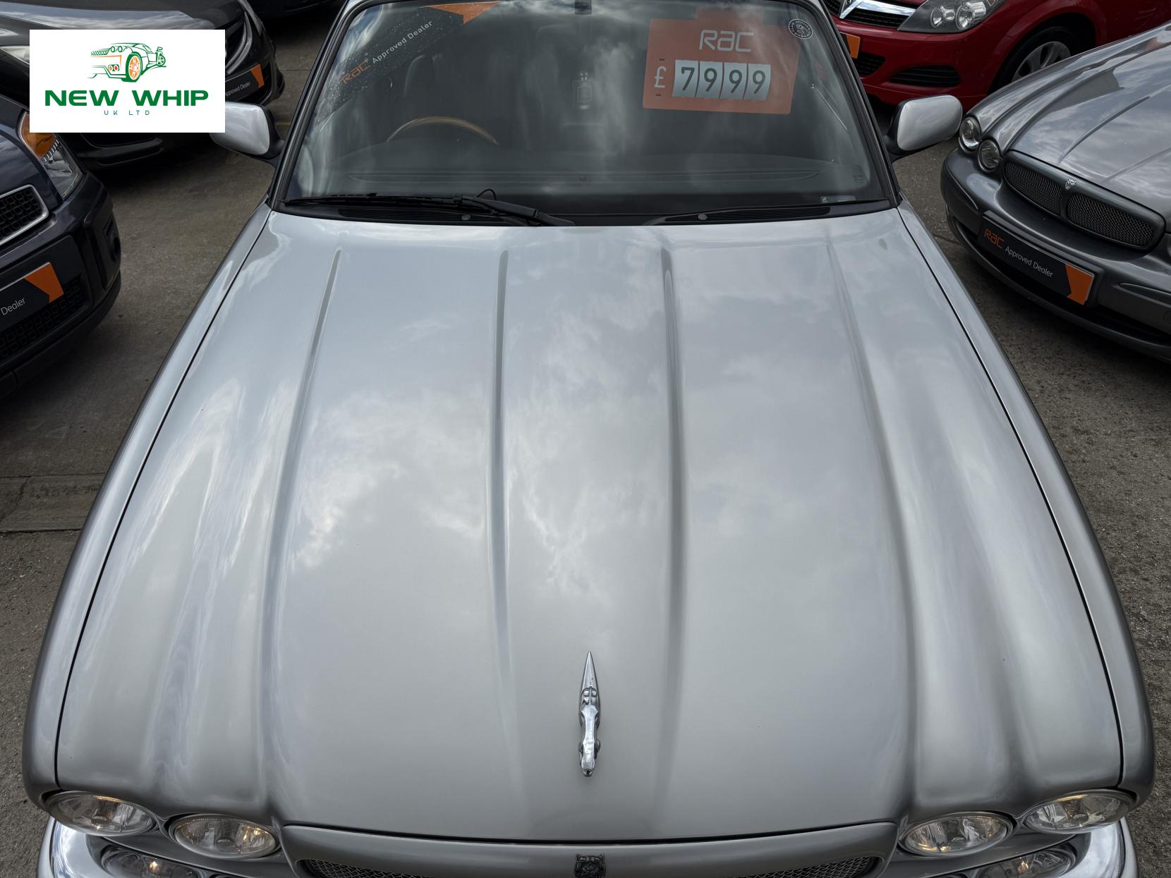 Jaguar XJ 3.2 Sport Saloon 4dr Petrol Automatic (288 g/km, 240 bhp)