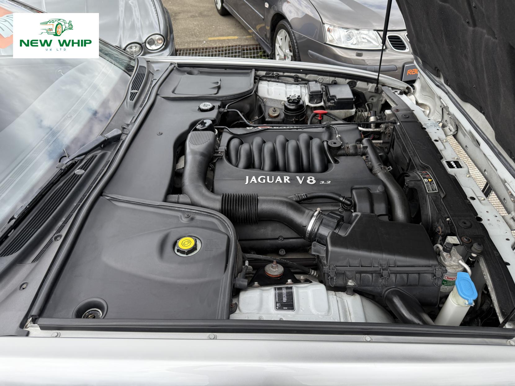 Jaguar XJ 3.2 Sport Saloon 4dr Petrol Automatic (288 g/km, 240 bhp)