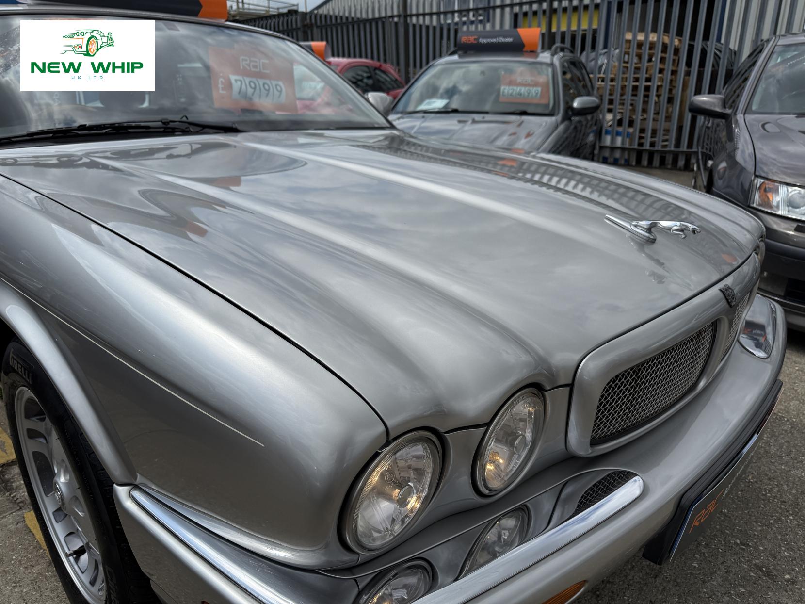 Jaguar XJ 3.2 Sport Saloon 4dr Petrol Automatic (288 g/km, 240 bhp)