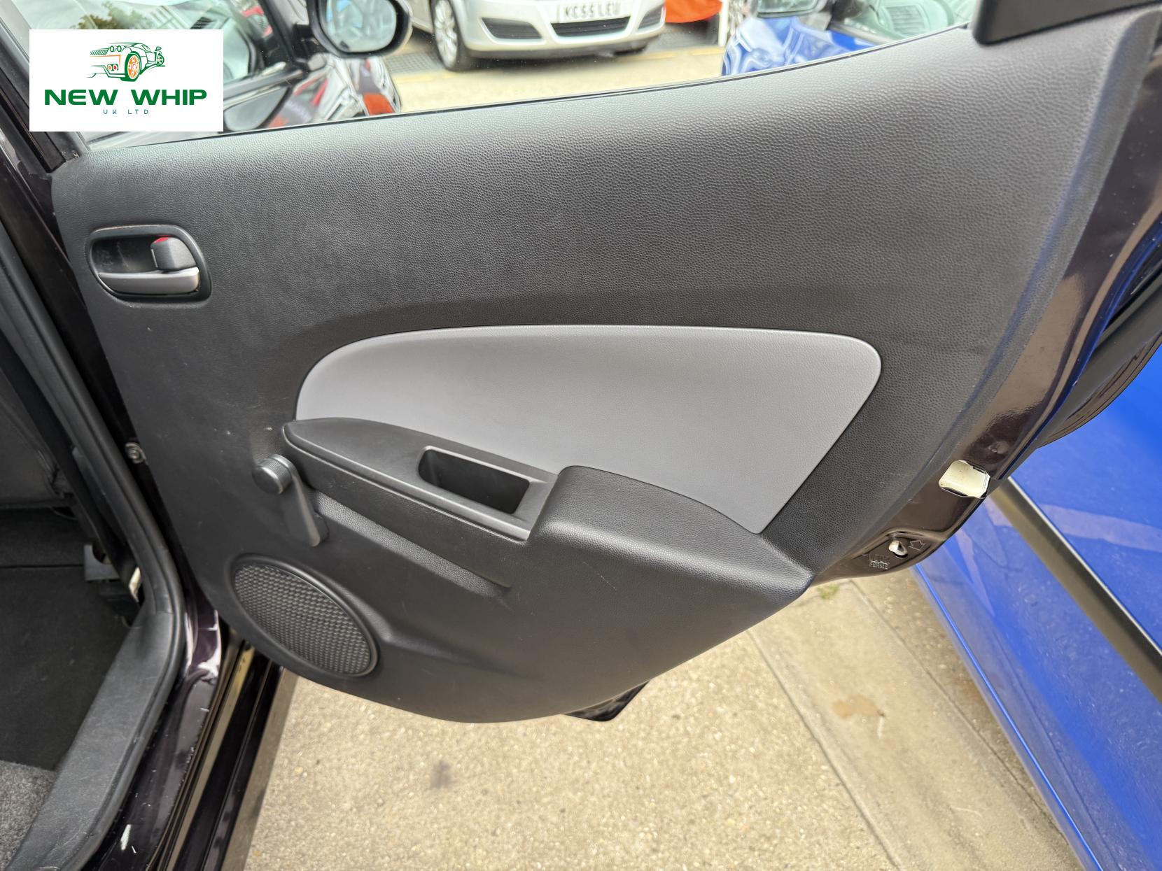 Mazda Mazda2 1.3 Tamura Hatchback 5dr Petrol Manual Euro 4 (86 ps)