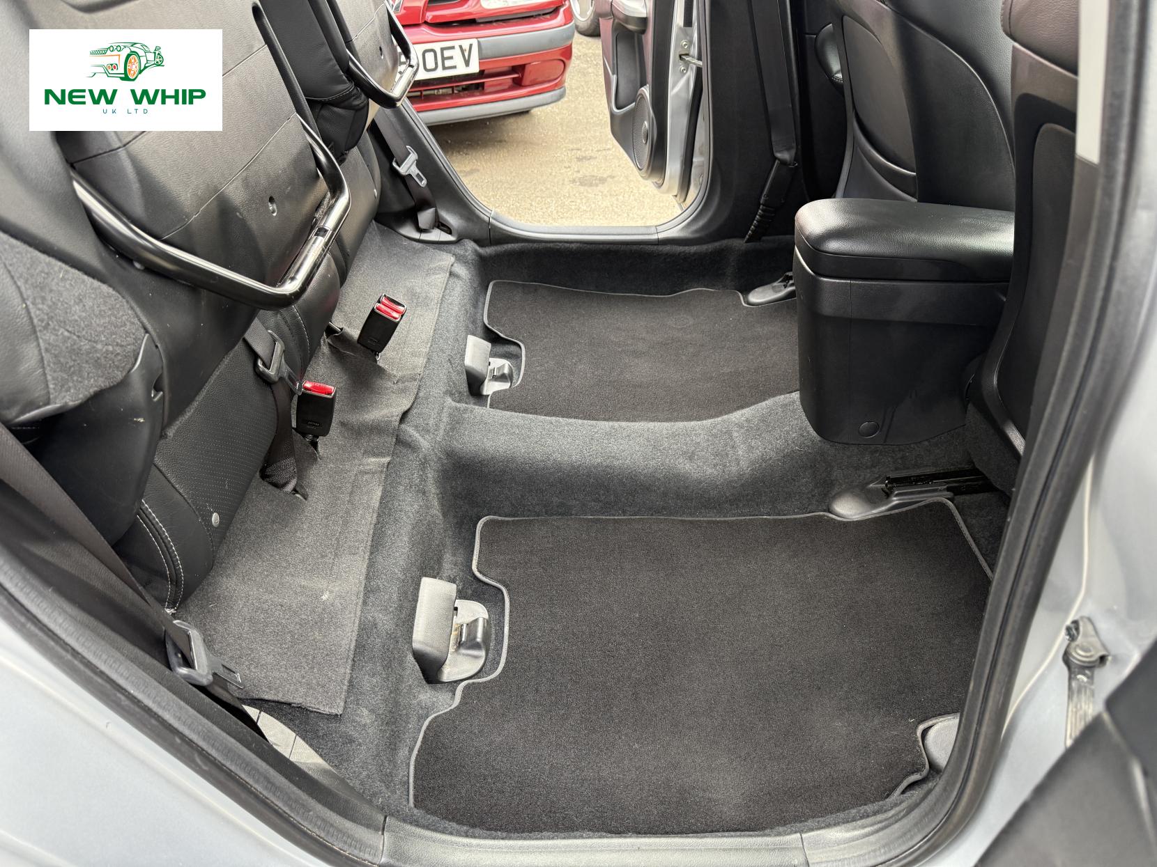 Honda Civic 1.8 i-VTEC SE Hatchback 5dr Petrol Manual (152 g/km, 138 bhp)