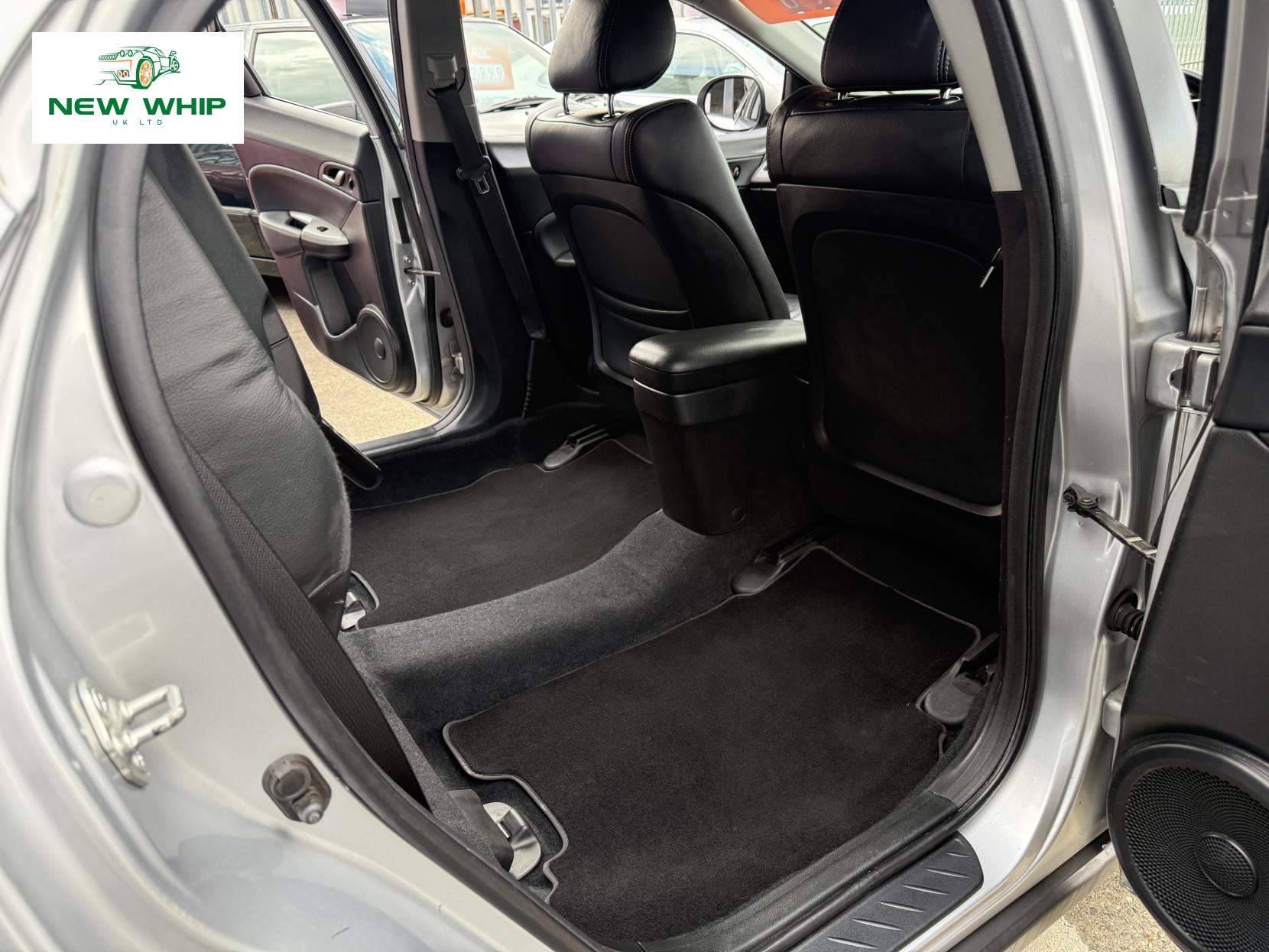 Honda Civic 1.8 i-VTEC SE Hatchback 5dr Petrol Manual (152 g/km, 138 bhp)