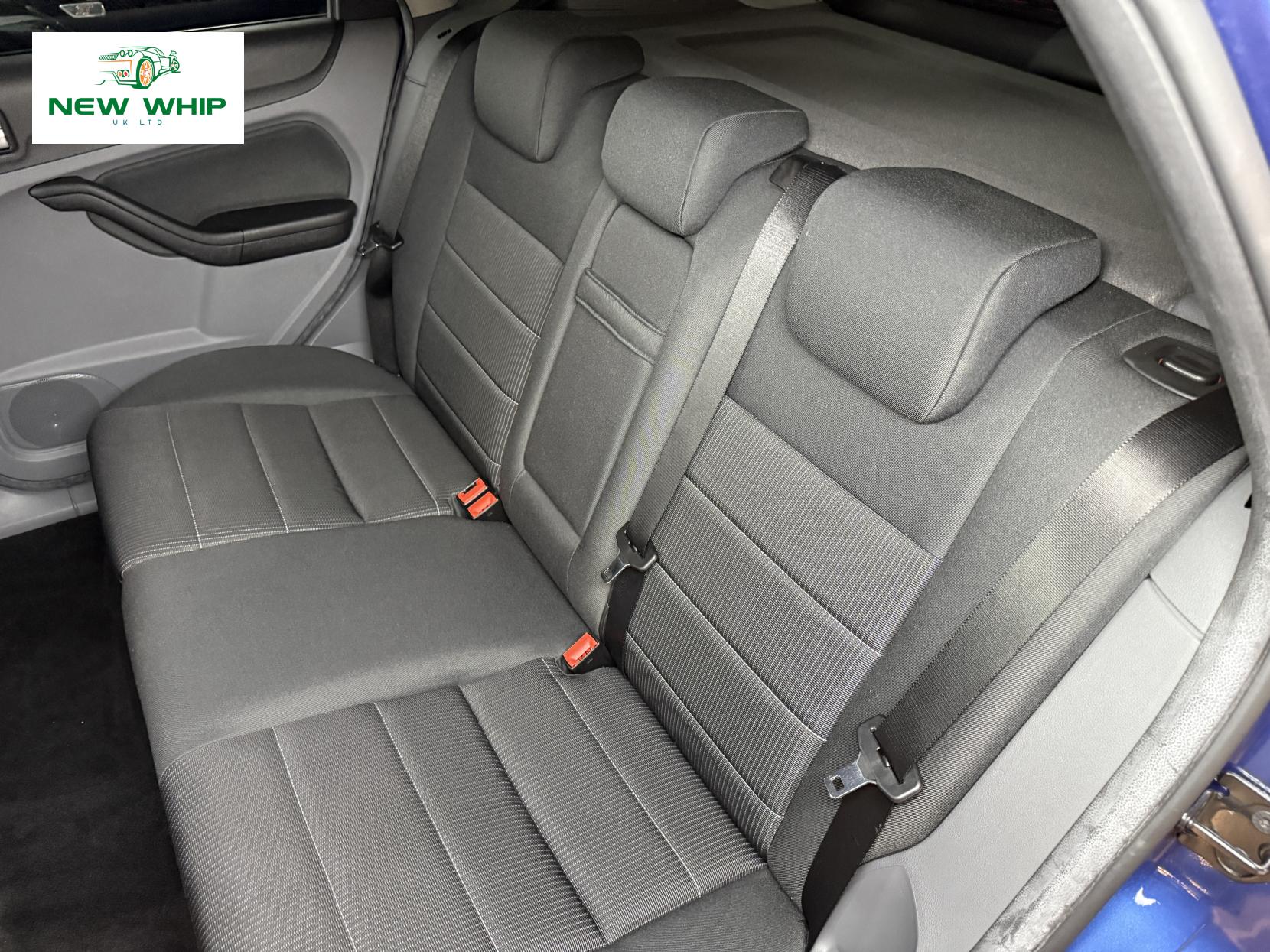 Ford Focus 1.6 Titanium Hatchback 5dr Petrol Automatic (184 g/km, 99 bhp)