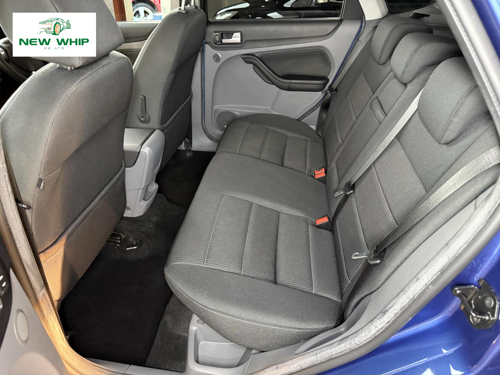 Ford Focus 1.6 Titanium Hatchback 5dr Petrol Automatic (184 g/km, 99 bhp)
