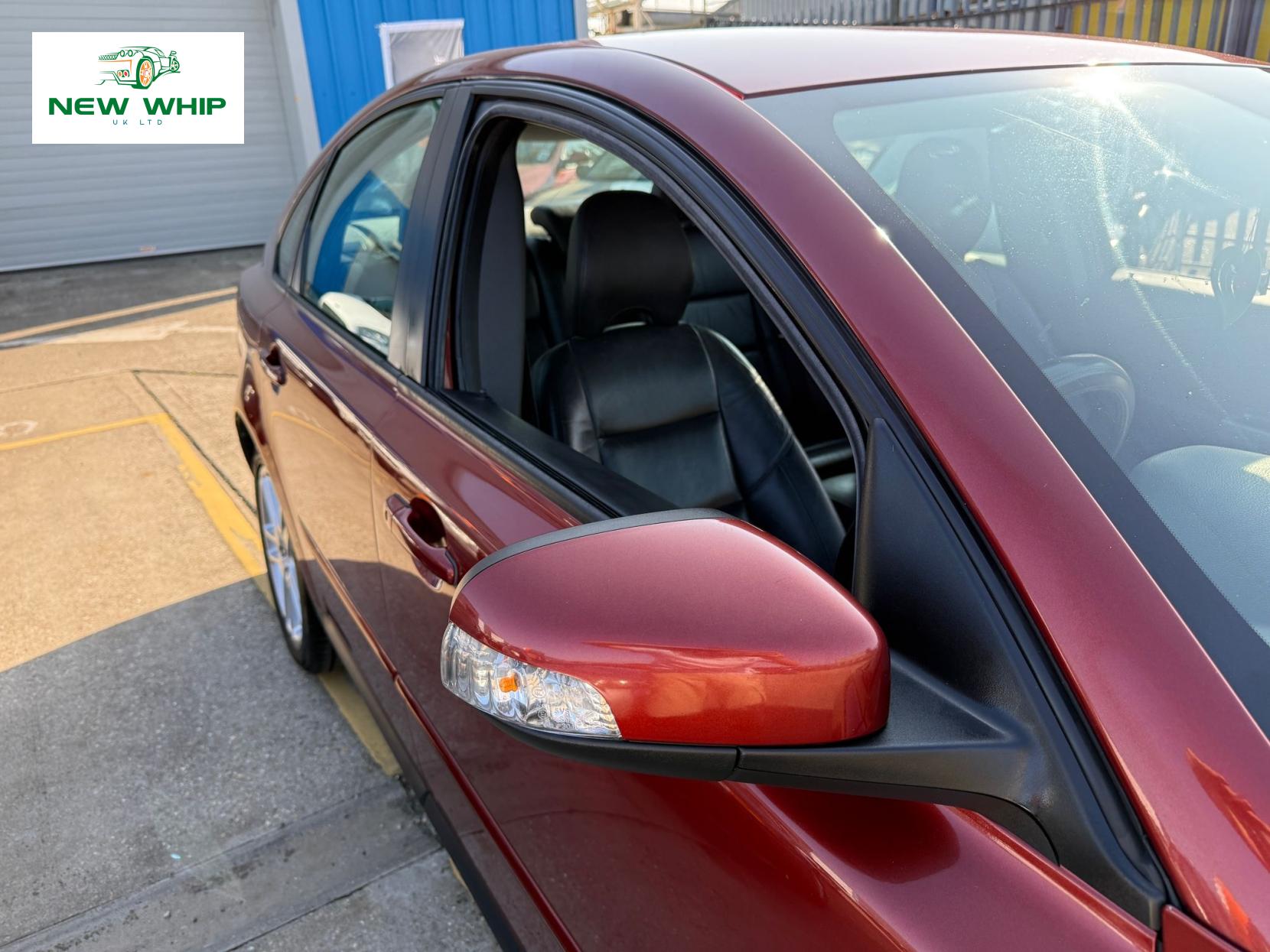 Volvo S40 2.0 SE Saloon 4dr Petrol Manual (176 g/km, 145 bhp)