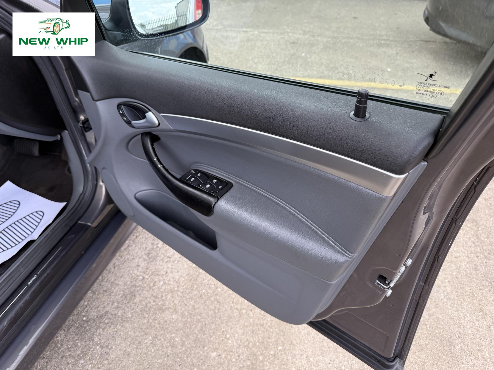 Saab 9-3 2.0T Aero Saloon 4dr Petrol Automatic (218 g/km, 207 bhp)
