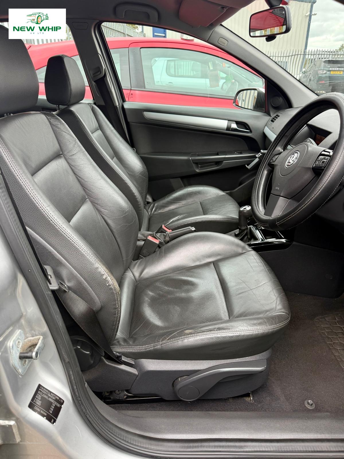 Vauxhall Astra 1.6i 16v Club Hatchback 5dr Petrol Manual (158 g/km, 103 bhp)