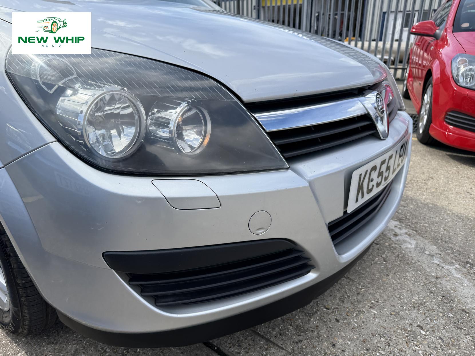Vauxhall Astra 1.6i 16v Club Hatchback 5dr Petrol Manual (158 g/km, 103 bhp)