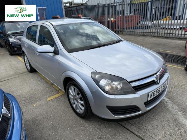 Vauxhall Astra 1.6i 16v Club Hatchback 5dr Petrol Manual (158 g/km, 103 bhp)