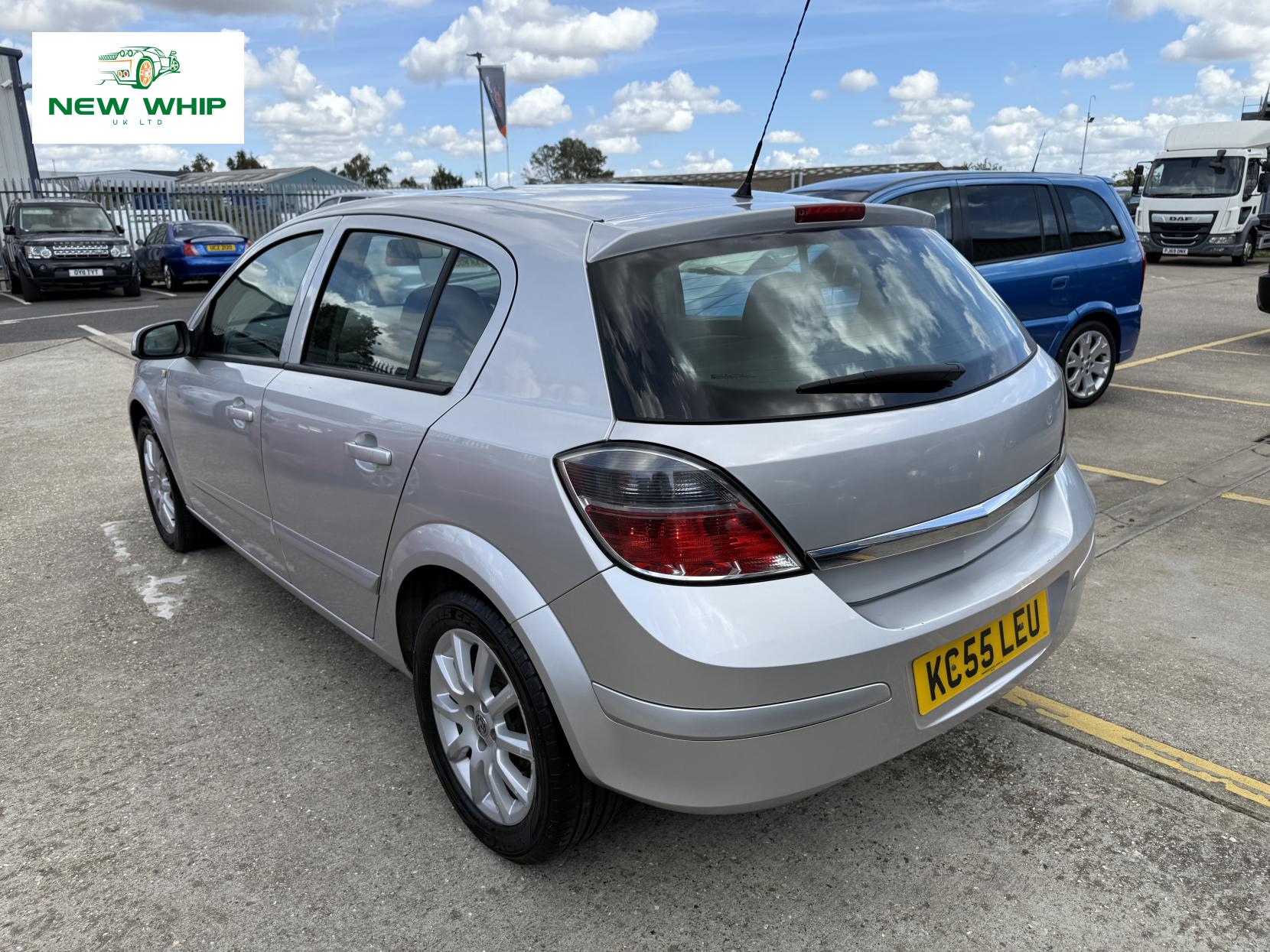 Vauxhall Astra 1.6i 16v Club Hatchback 5dr Petrol Manual (158 g/km, 103 bhp)