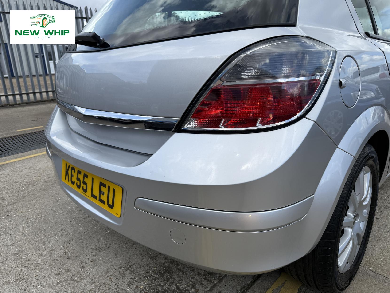 Vauxhall Astra 1.6i 16v Club Hatchback 5dr Petrol Manual (158 g/km, 103 bhp)