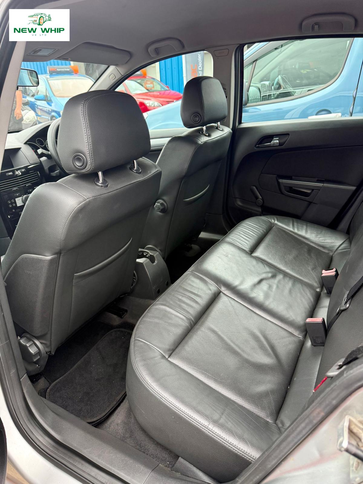 Vauxhall Astra 1.6i 16v Club Hatchback 5dr Petrol Manual (158 g/km, 103 bhp)