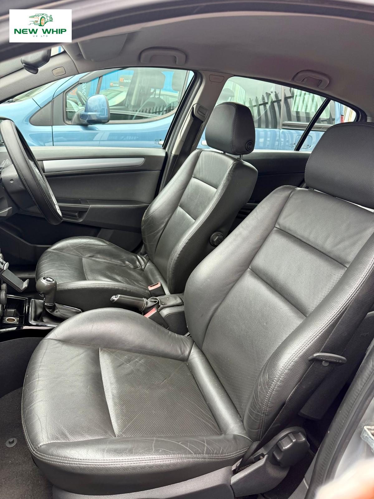 Vauxhall Astra 1.6i 16v Club Hatchback 5dr Petrol Manual (158 g/km, 103 bhp)