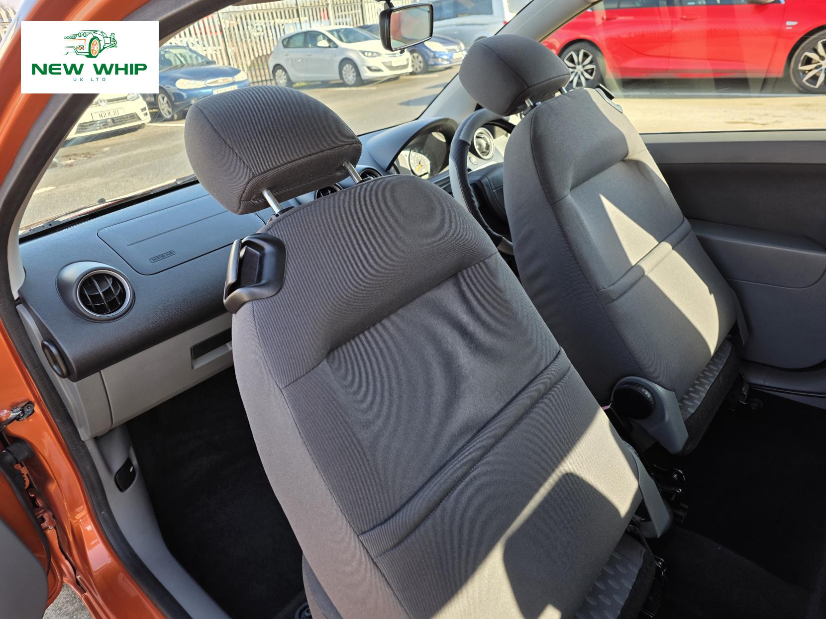 Ford Fiesta 1.4 Flame Limited Edition Hatchback 3dr Petrol Manual (153 g/km, 79 bhp)