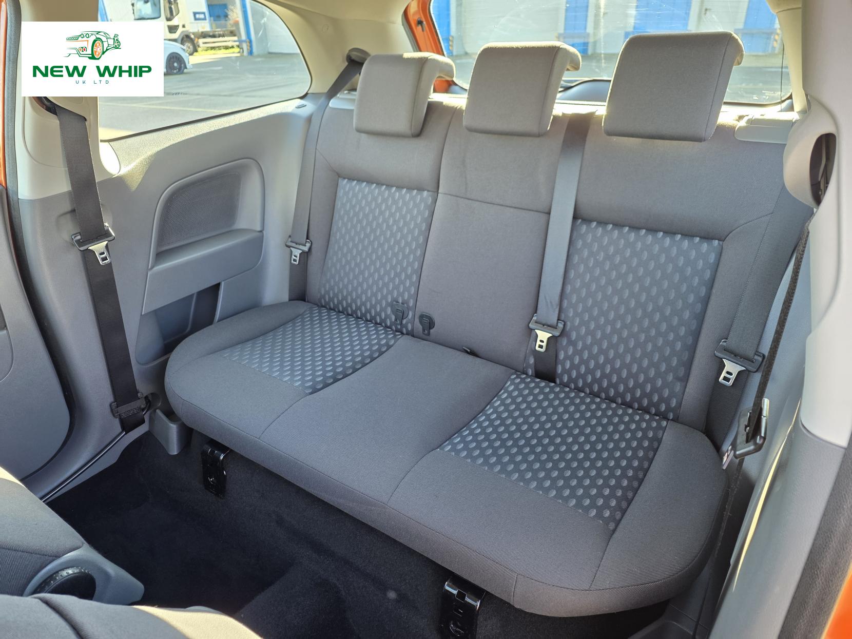 Ford Fiesta 1.4 Flame Limited Edition Hatchback 3dr Petrol Manual (153 g/km, 79 bhp)