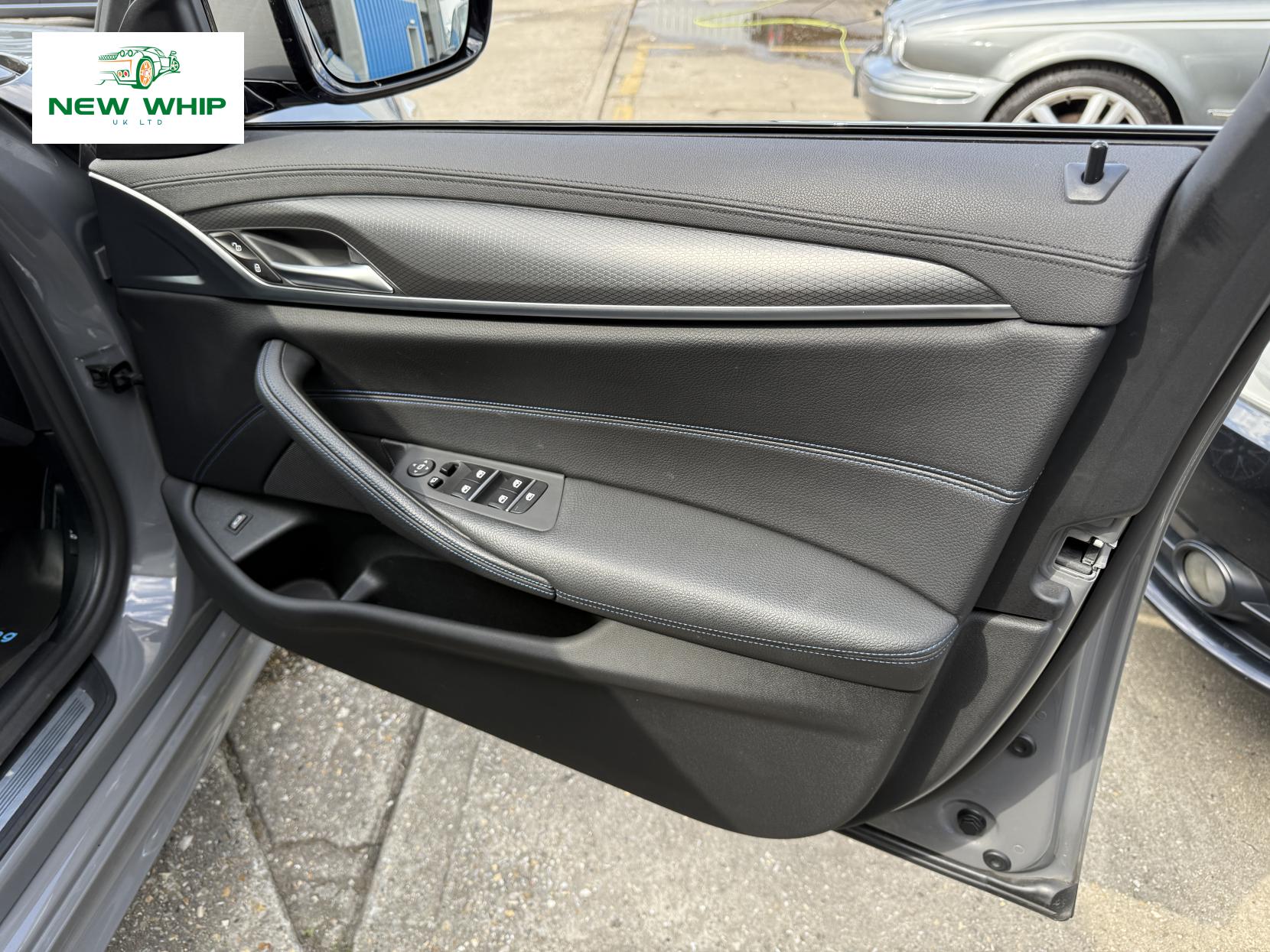 BMW 5 Series 2.0 520d MHT M Sport Saloon 4dr Diesel Hybrid Steptronic Euro 6 (s/s) (190 ps)