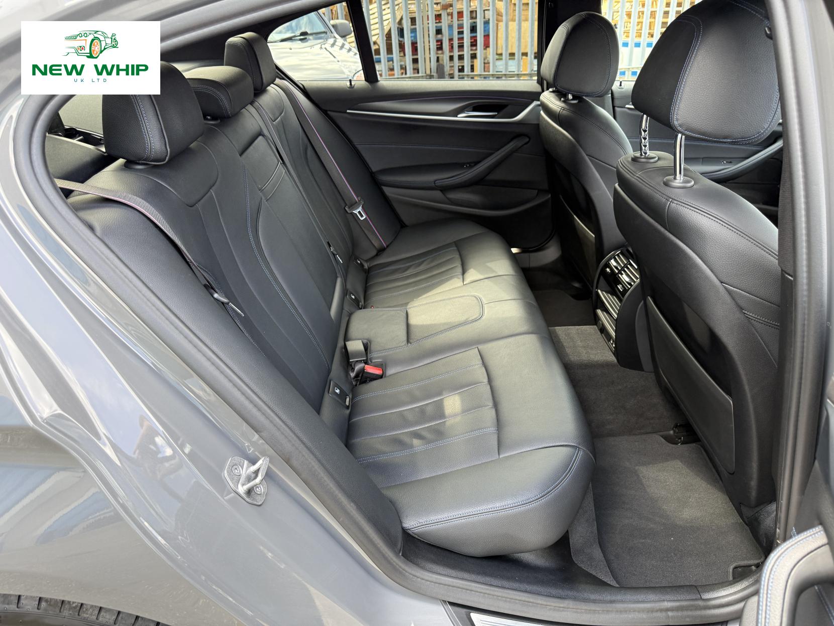 BMW 5 Series 2.0 520d MHT M Sport Saloon 4dr Diesel Hybrid Steptronic Euro 6 (s/s) (190 ps)
