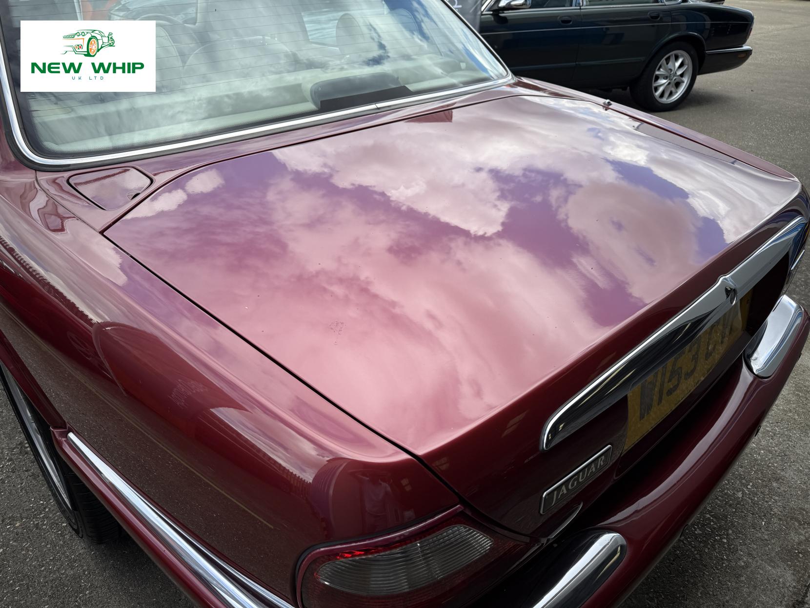 Jaguar XJ 3.2 XJ8 Saloon 4dr Petrol Automatic (288 g/km, 240 bhp)