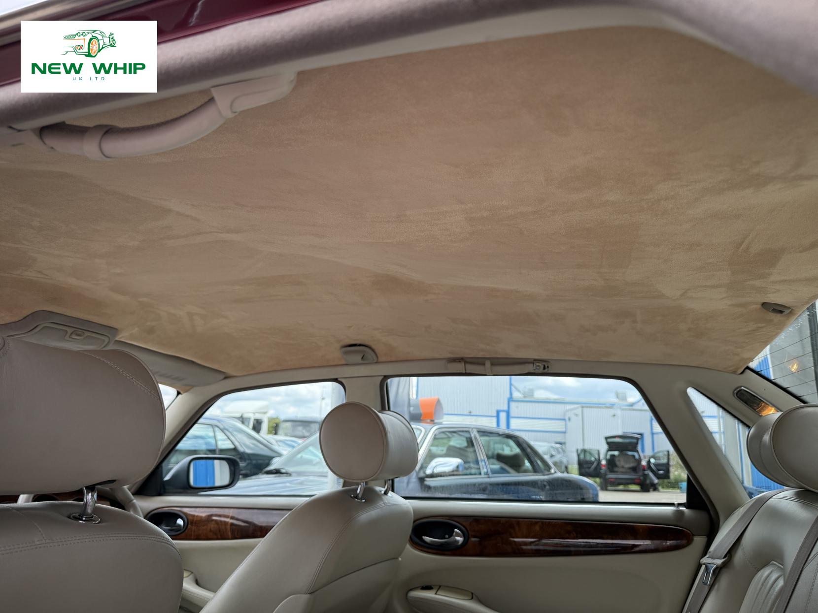 Jaguar XJ 3.2 XJ8 Saloon 4dr Petrol Automatic (288 g/km, 240 bhp)
