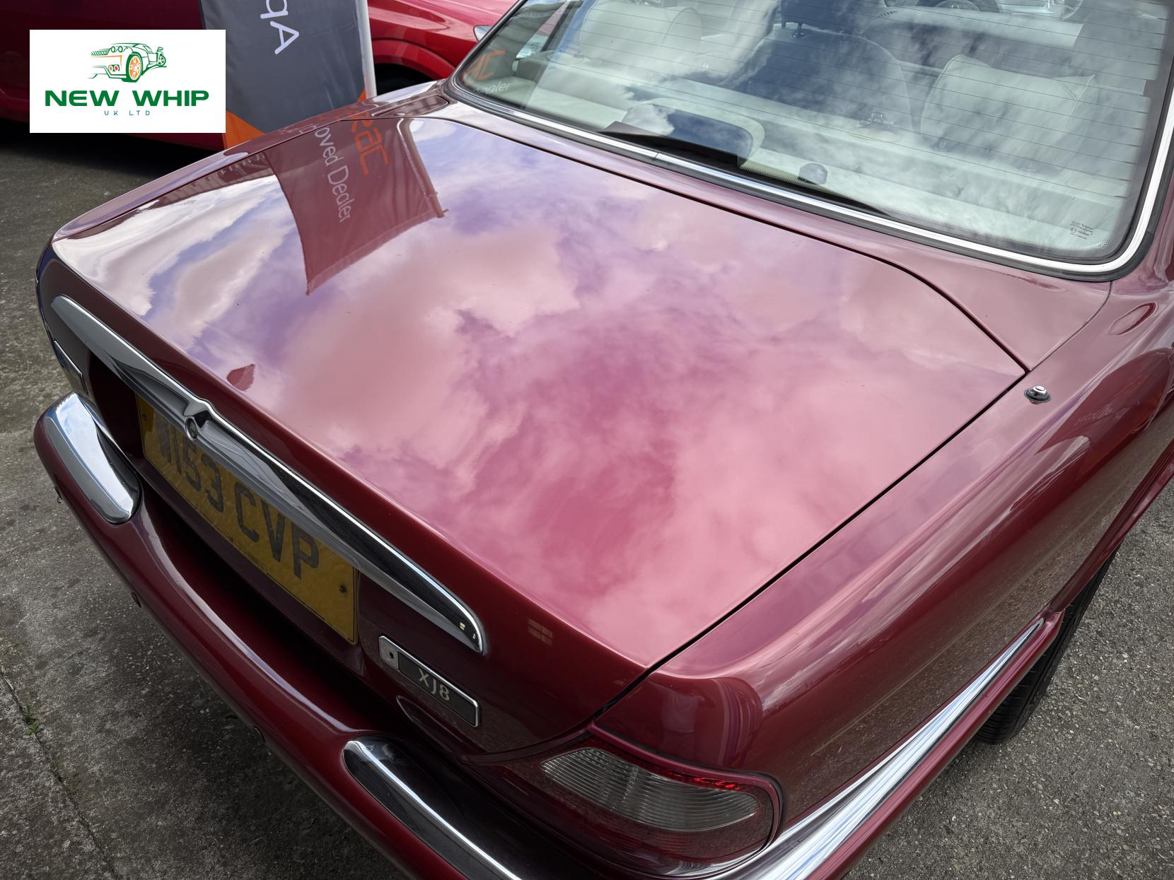 Jaguar XJ 3.2 XJ8 Saloon 4dr Petrol Automatic (288 g/km, 240 bhp)