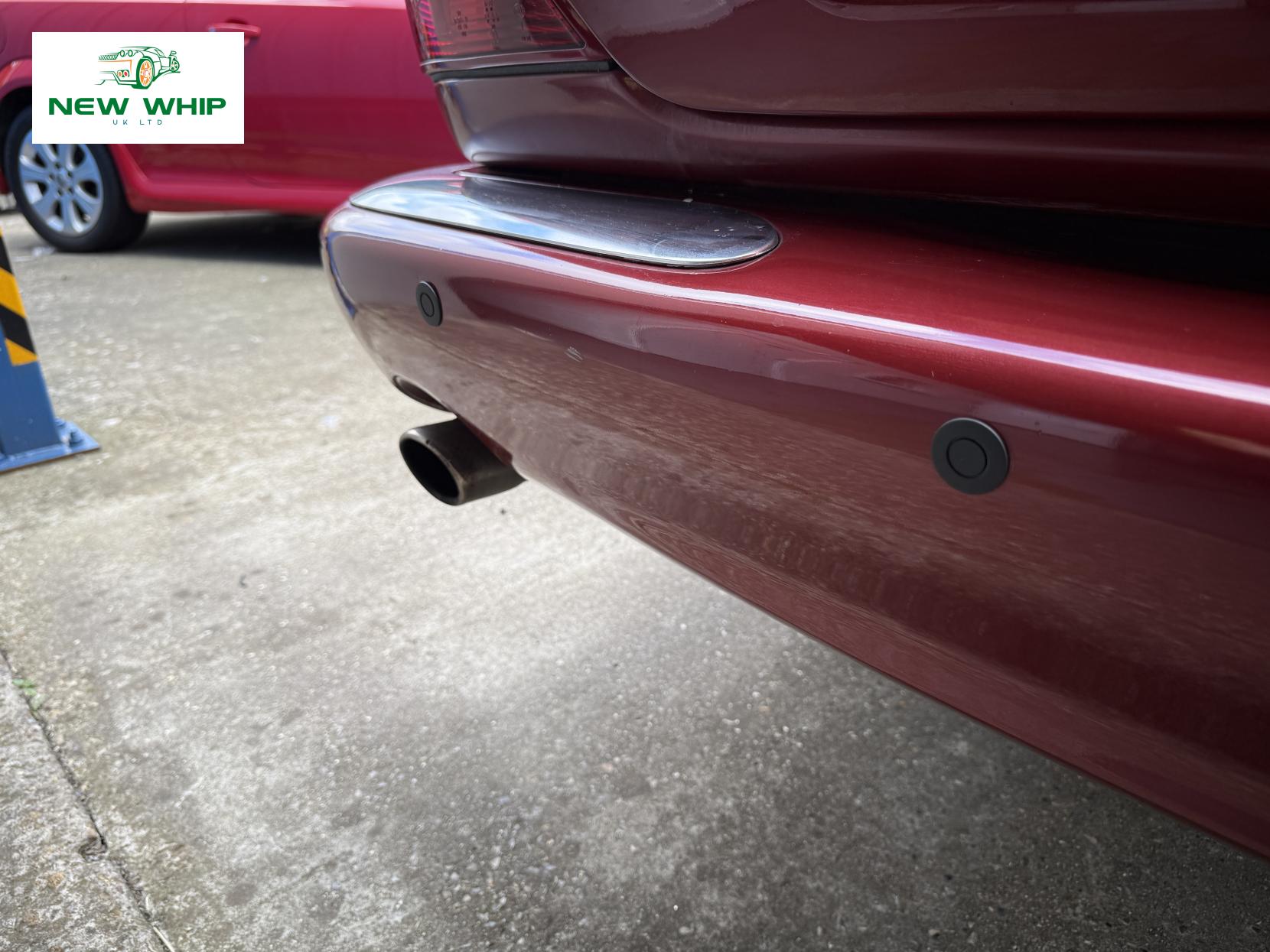 Jaguar XJ 3.2 XJ8 Saloon 4dr Petrol Automatic (288 g/km, 240 bhp)