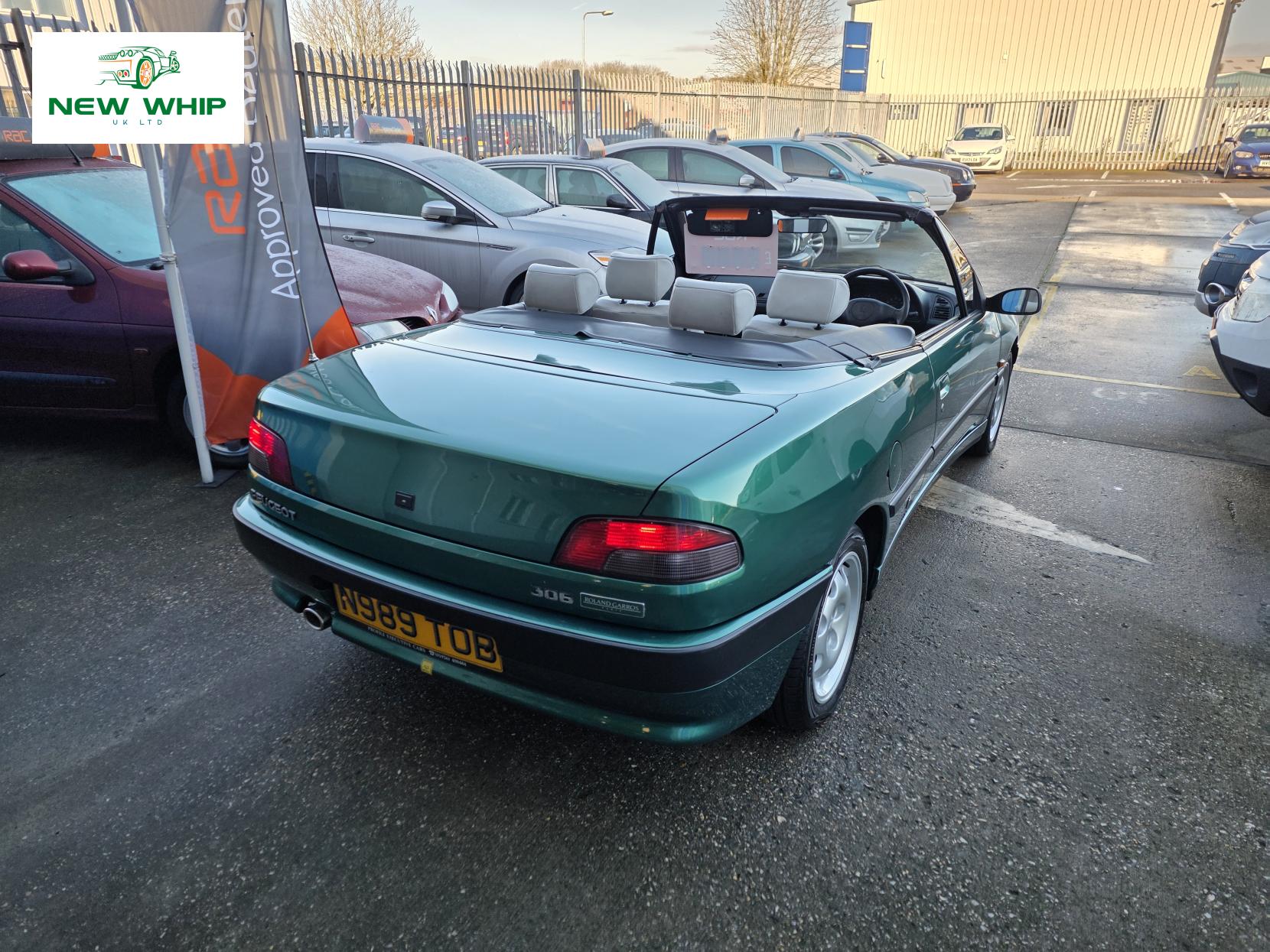 Peugeot 306 2.0 Roland Garros Limited Edition Convertible 2dr Petrol Automatic (123 bhp)