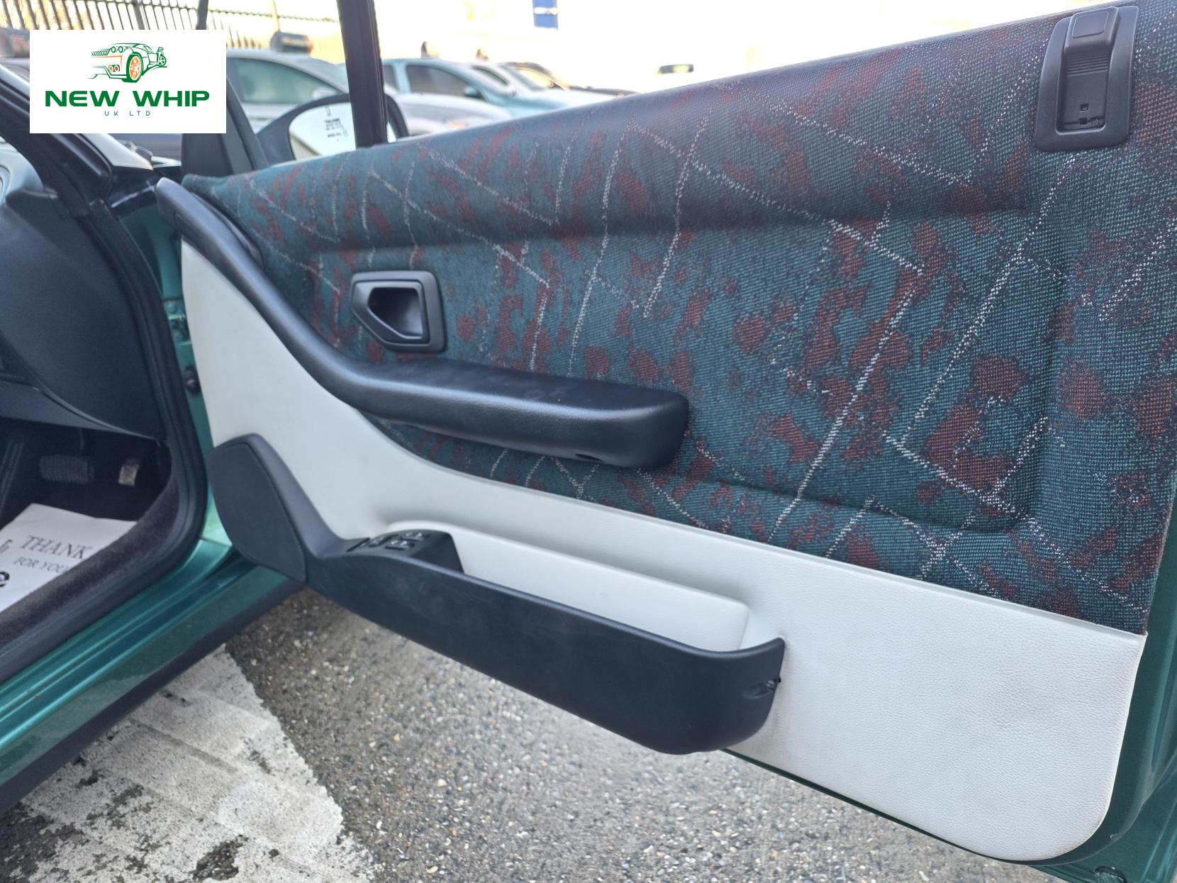 Peugeot 306 2.0 Roland Garros Limited Edition Convertible 2dr Petrol Automatic (123 bhp)