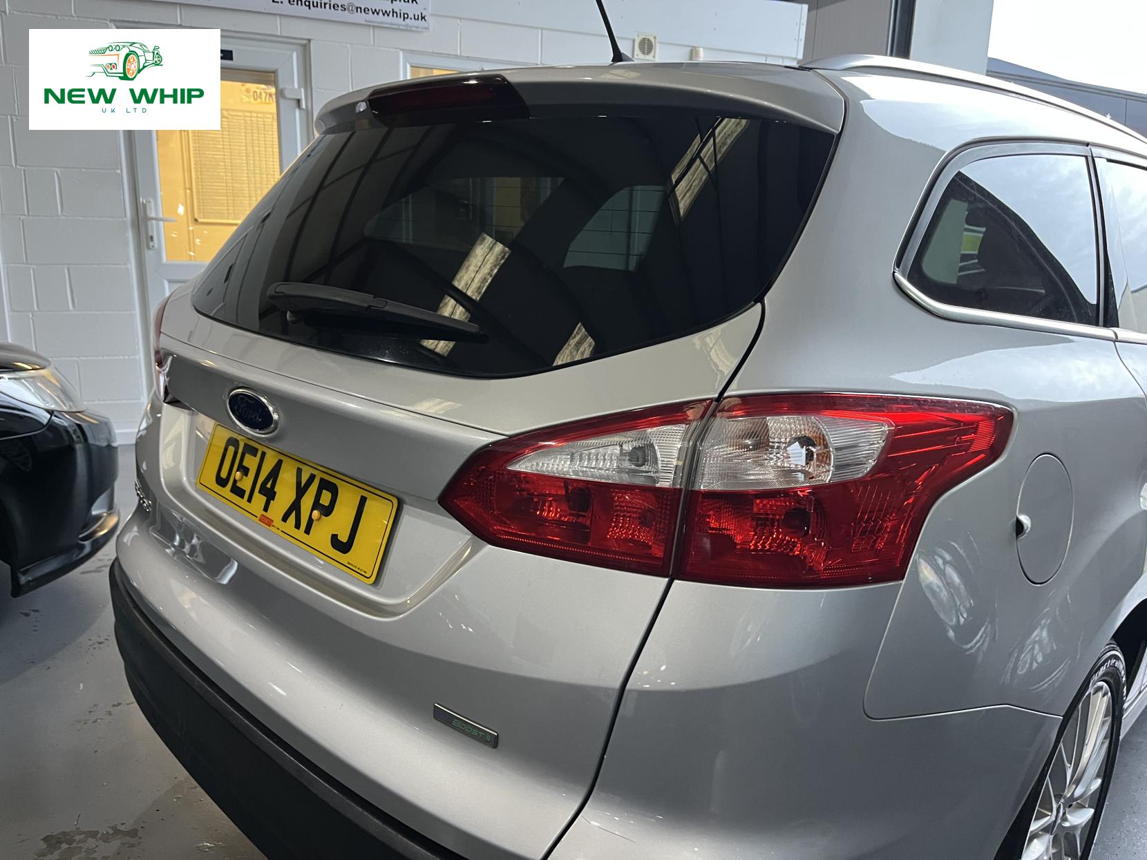 Ford Focus 1.0T EcoBoost Zetec Navigator Estate 5dr Petrol Manual Euro 5 (s/s) (100 ps)