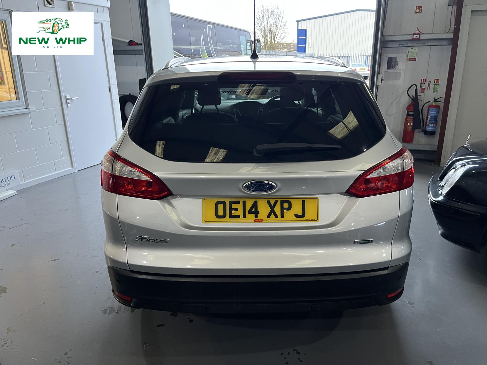 Ford Focus 1.0T EcoBoost Zetec Navigator Estate 5dr Petrol Manual Euro 5 (s/s) (100 ps)