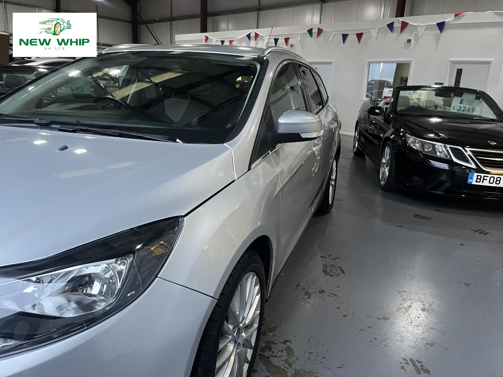 Ford Focus 1.0T EcoBoost Zetec Navigator Estate 5dr Petrol Manual Euro 5 (s/s) (100 ps)