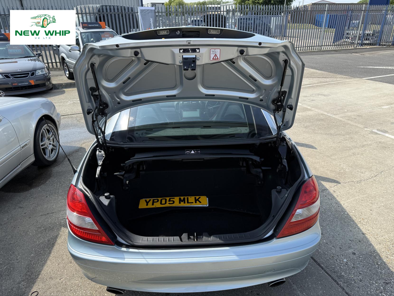 Mercedes-Benz SLK 1.8 SLK200 Kompressor Convertible 2dr Petrol Automatic (211 g/km, 163 bhp)