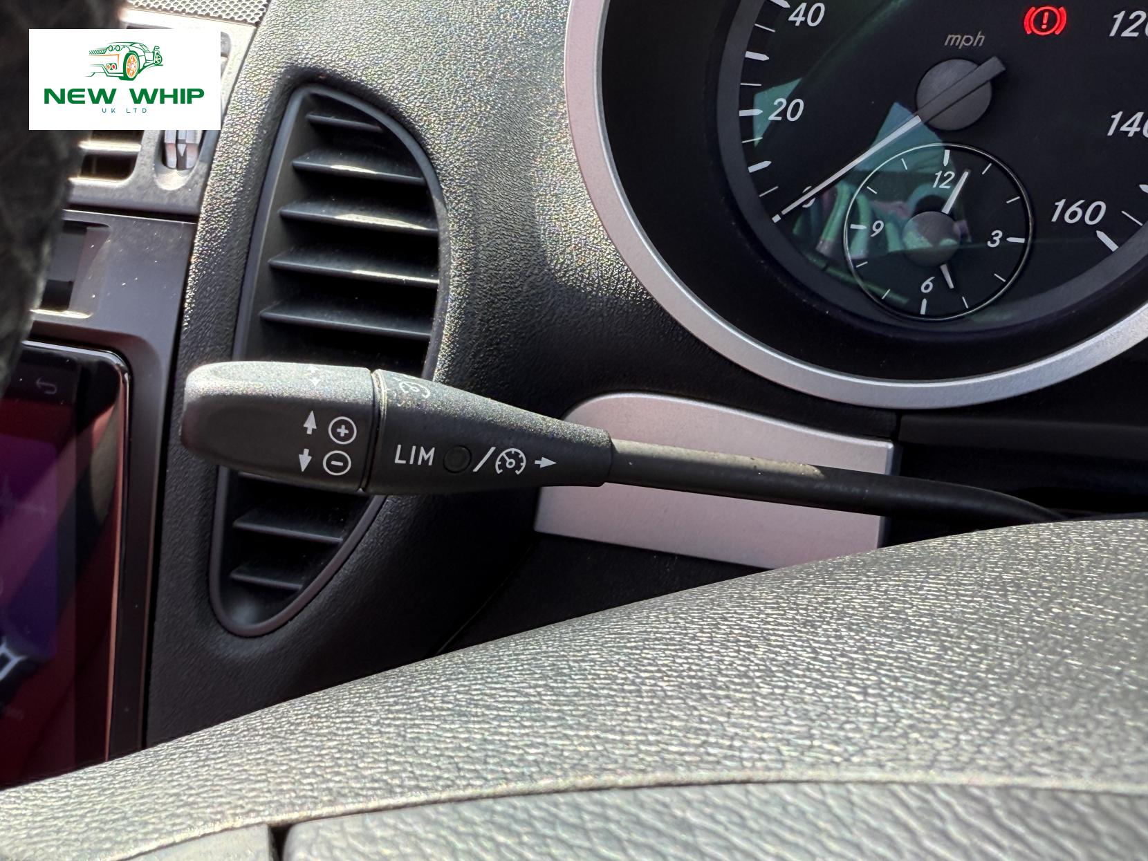 Mercedes-Benz SLK 1.8 SLK200 Kompressor Convertible 2dr Petrol Automatic (211 g/km, 163 bhp)