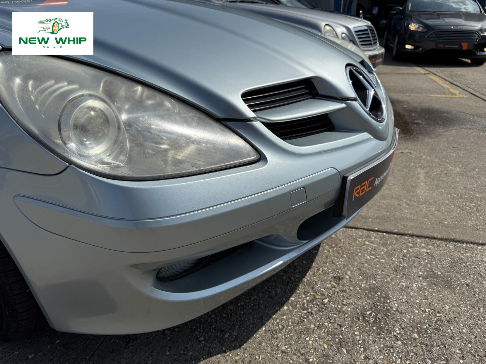Mercedes-Benz SLK 1.8 SLK200 Kompressor Convertible 2dr Petrol Automatic (211 g/km, 163 bhp)
